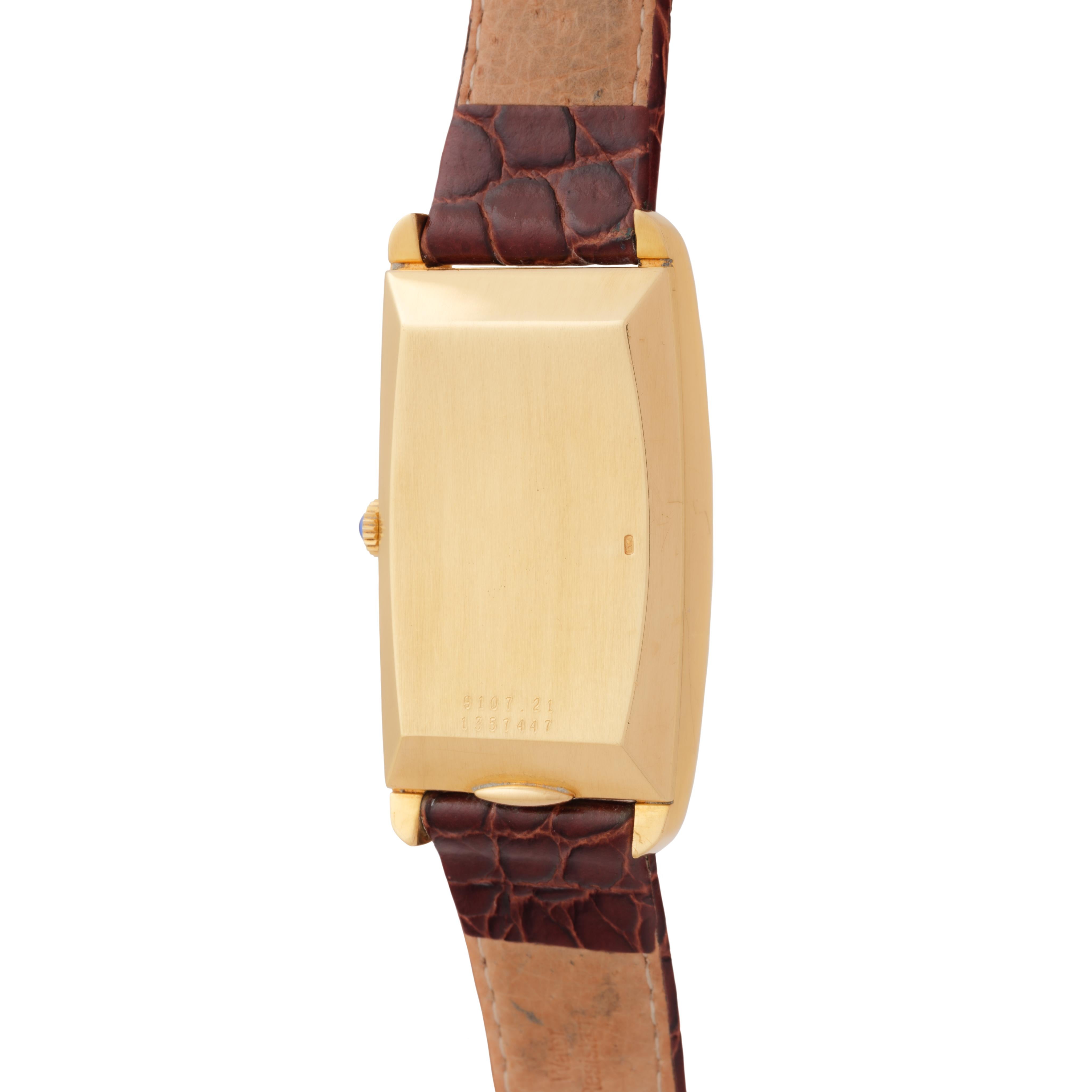 Women's or Men's Vintage Jaeger LeCoultre 18 Karat Tank Model 9107.21 Rare Manual Wind Watch For Sale