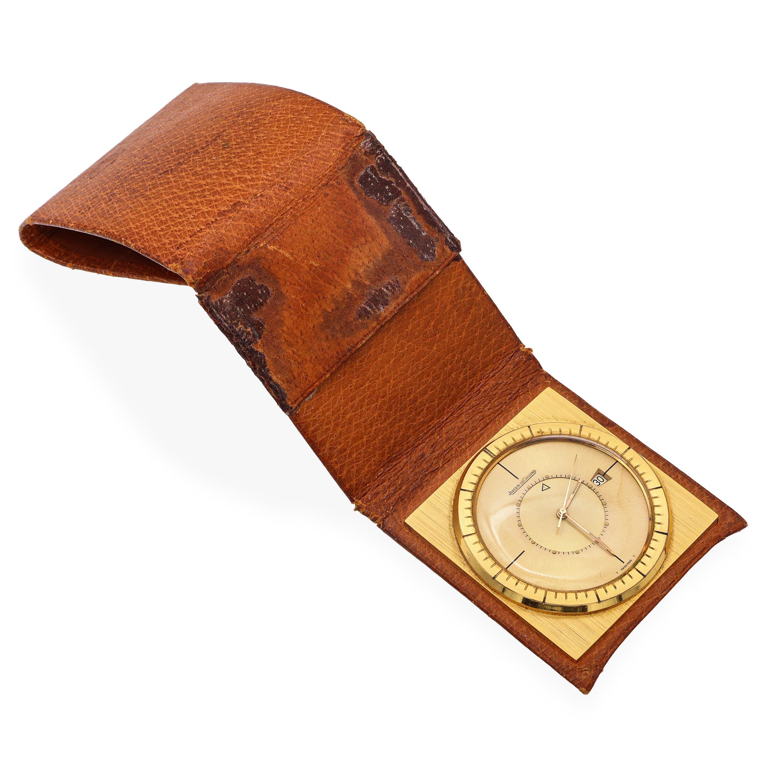 Reloj despertador de viaje vintage Jaeger-LeCoultre Memovox en Bueno estado para la venta en New York, NY