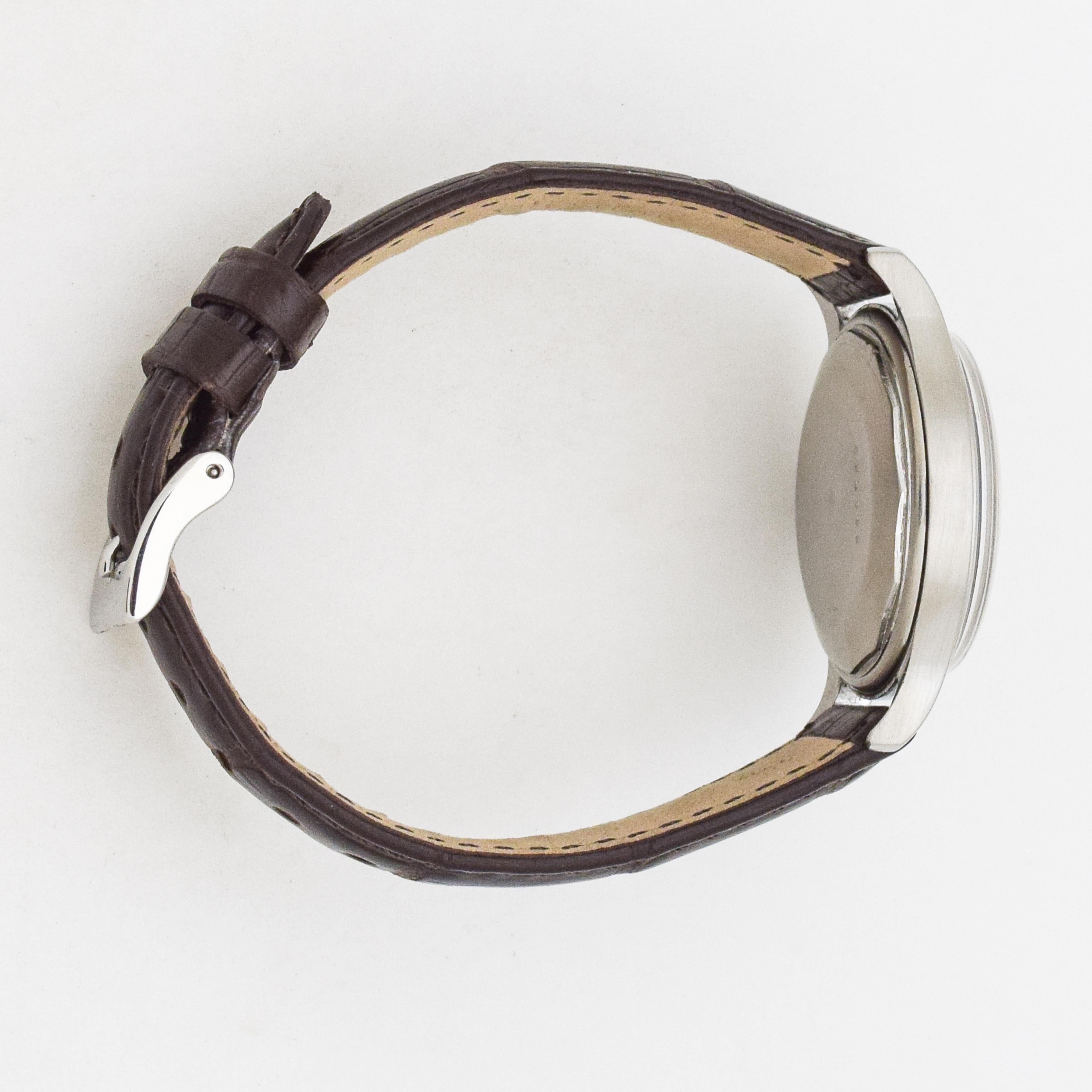 Vintage Jaeger-LeCoultre Power Reserve Automatic, 1950s In Excellent Condition For Sale In Beverly Hills, CA