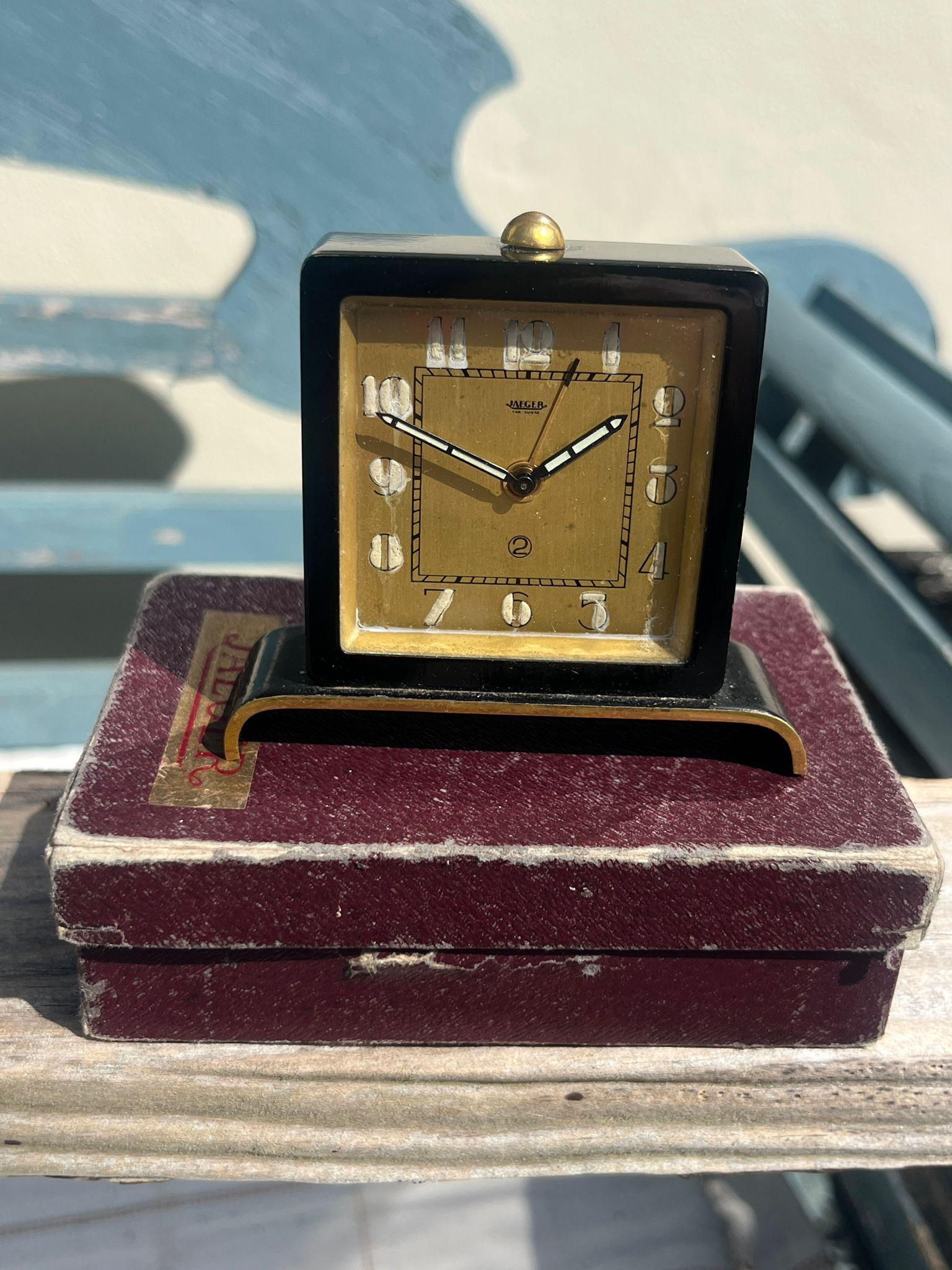 Vintage Jaeger Mechanischer Schreibtisch/Reisewecker - Art Deco Messing & Bakelit (Art déco) im Angebot