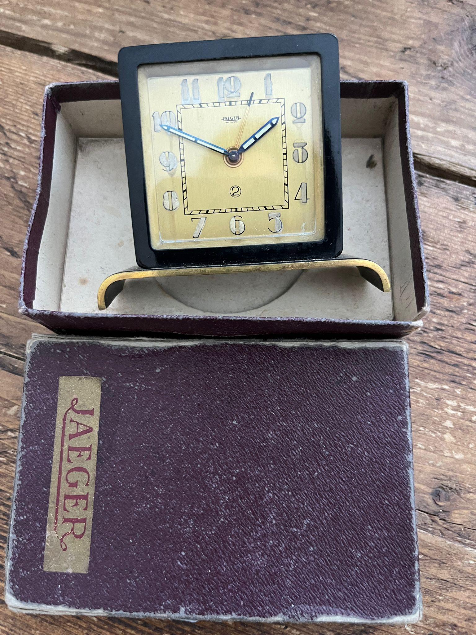 Vintage Jaeger Mechanischer Schreibtisch/Reisewecker - Art Deco Messing & Bakelit für Damen oder Herren im Angebot