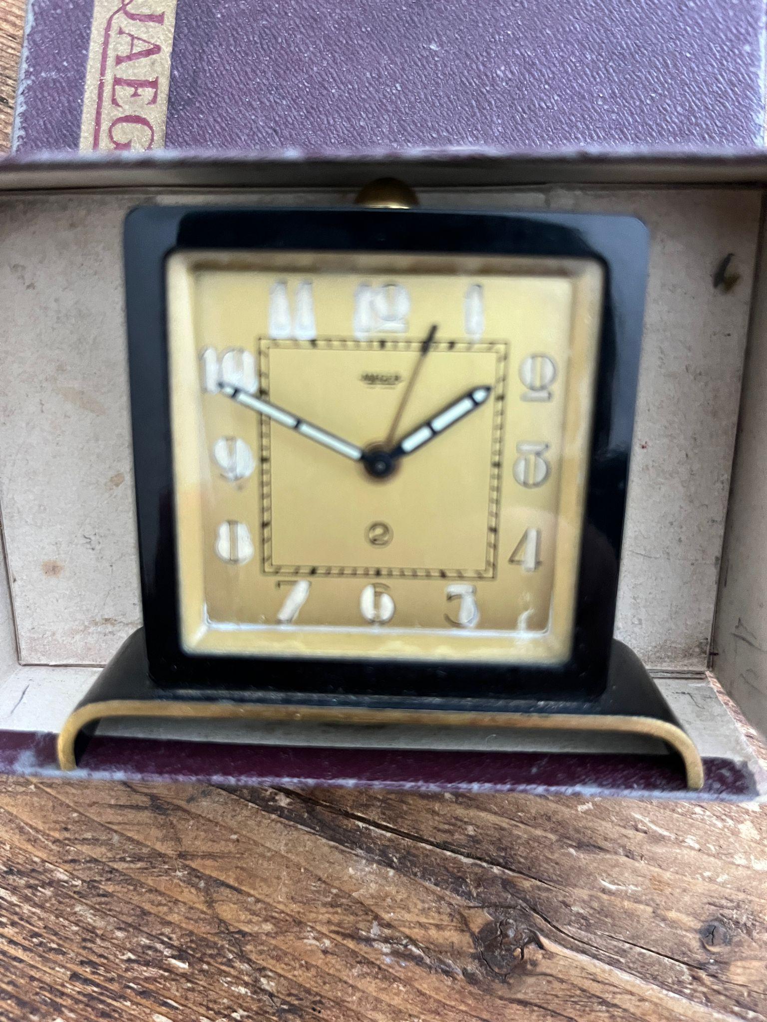 Vintage Jaeger Mechanischer Schreibtisch/Reisewecker - Art Deco Messing & Bakelit im Angebot 3