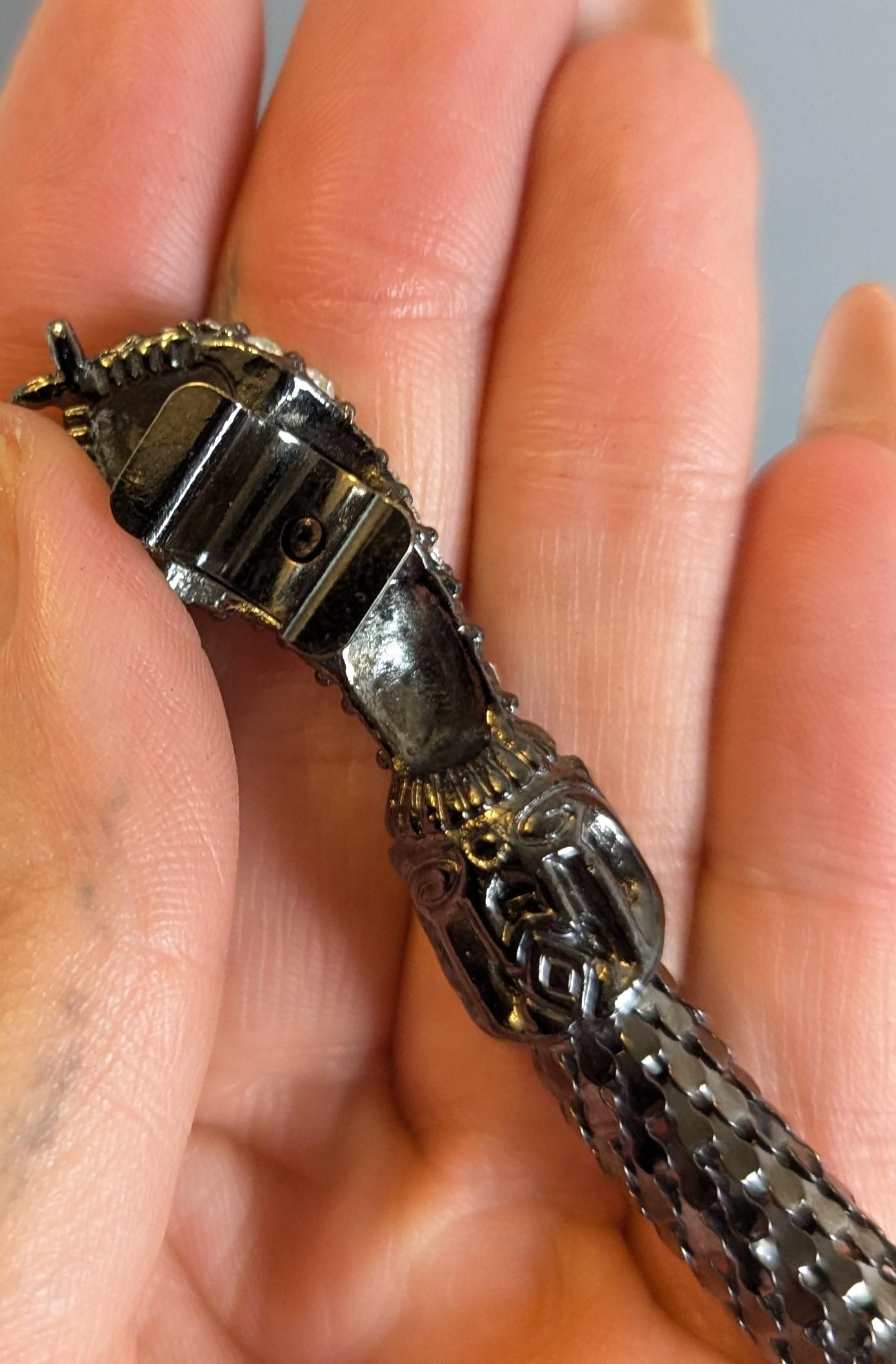 Cinturón vintage Jaeger diseño serpiente, Gunmetal y Diamanté en venta 4