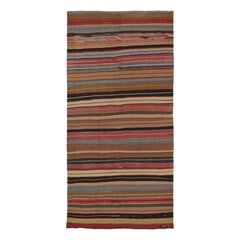 Vintage Jajim Kilim, gestreifter Stammesteppich in Erdtönen