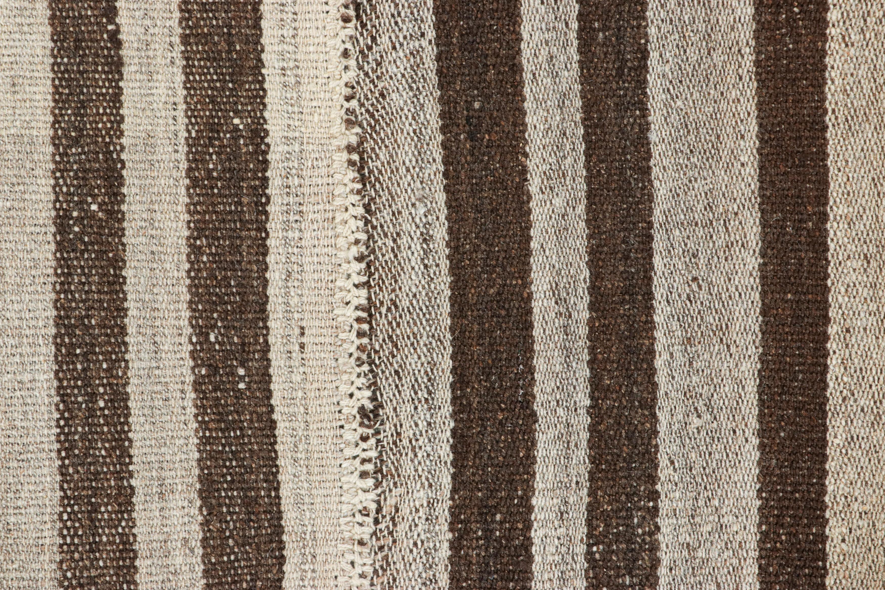Hand-Woven Vintage Jajim Qashqai Persian Kilim Black and Off-White Stripe - Rug & Kilim For Sale