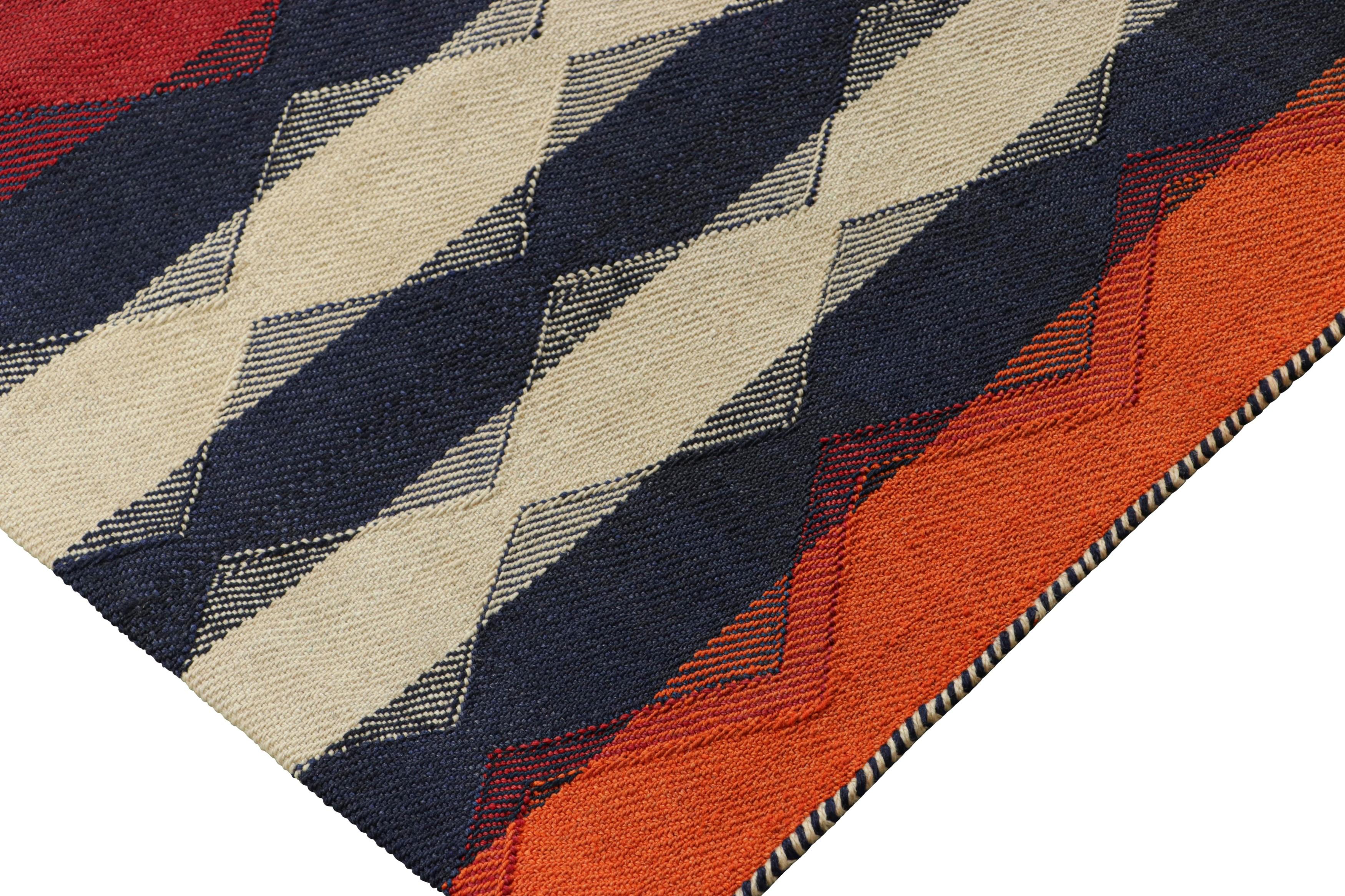 Mid-20th Century Vintage Jajim Qashqai Persian Kilim in Red, Blue, and Ivory Tones - Rug & Kilim For Sale