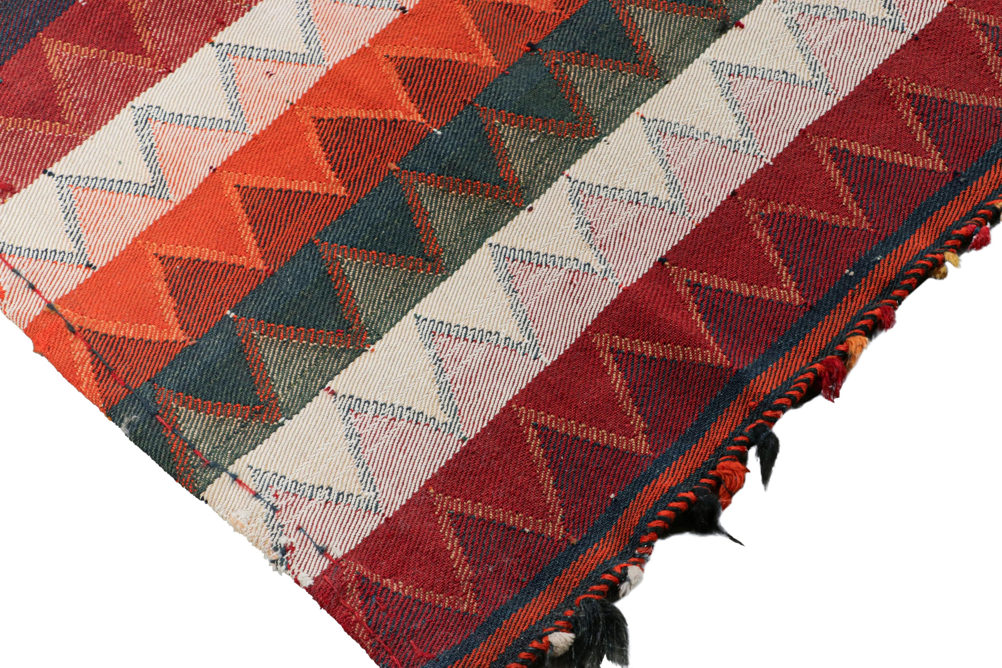 Wool Vintage Jajim Qashqai Persian Kilim in Vibrant Polychromatic Tones - Rug & Kilim For Sale