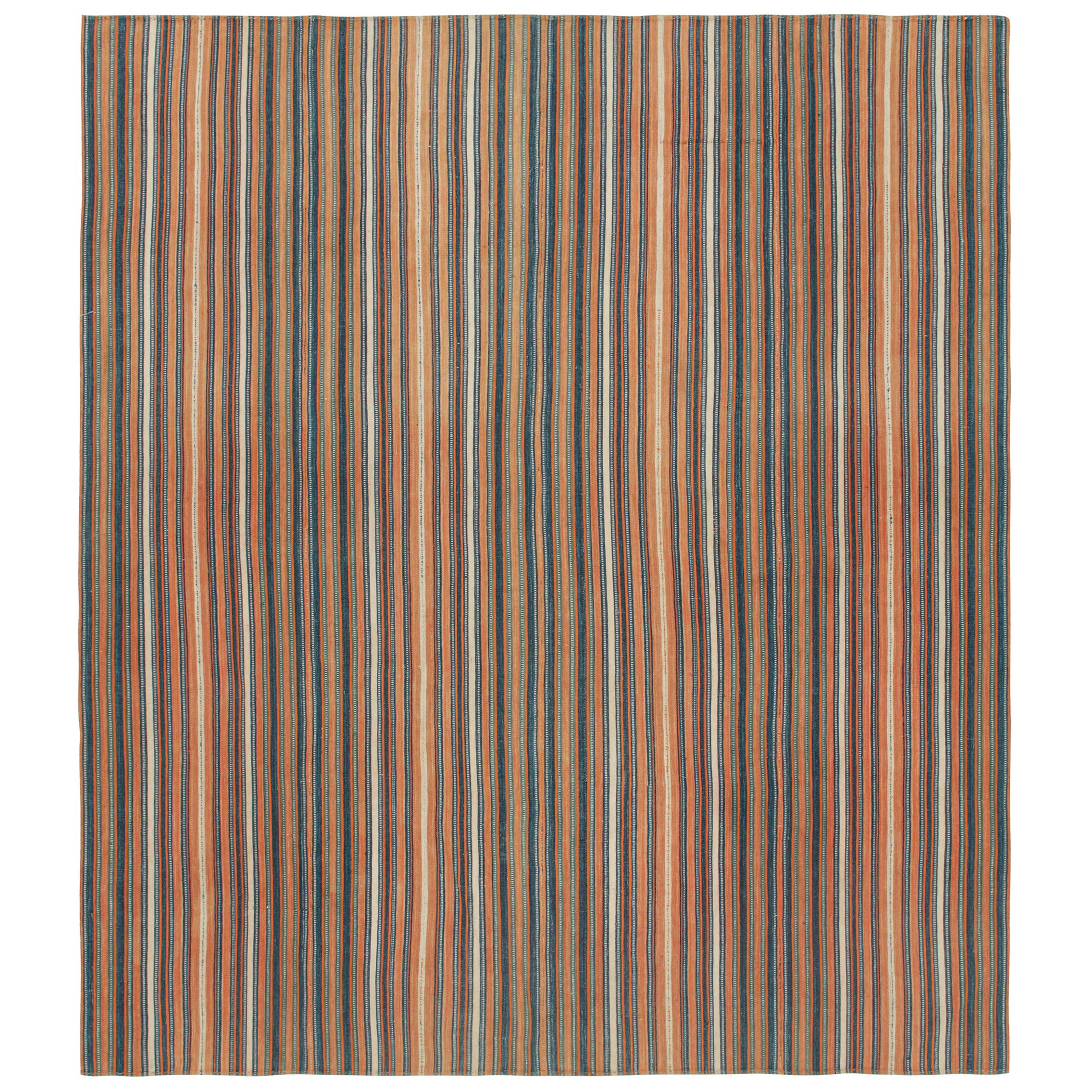 Kilim persiano vintage Jajim Qashqai con strisce blu e pesca di Rug & Kilim in vendita