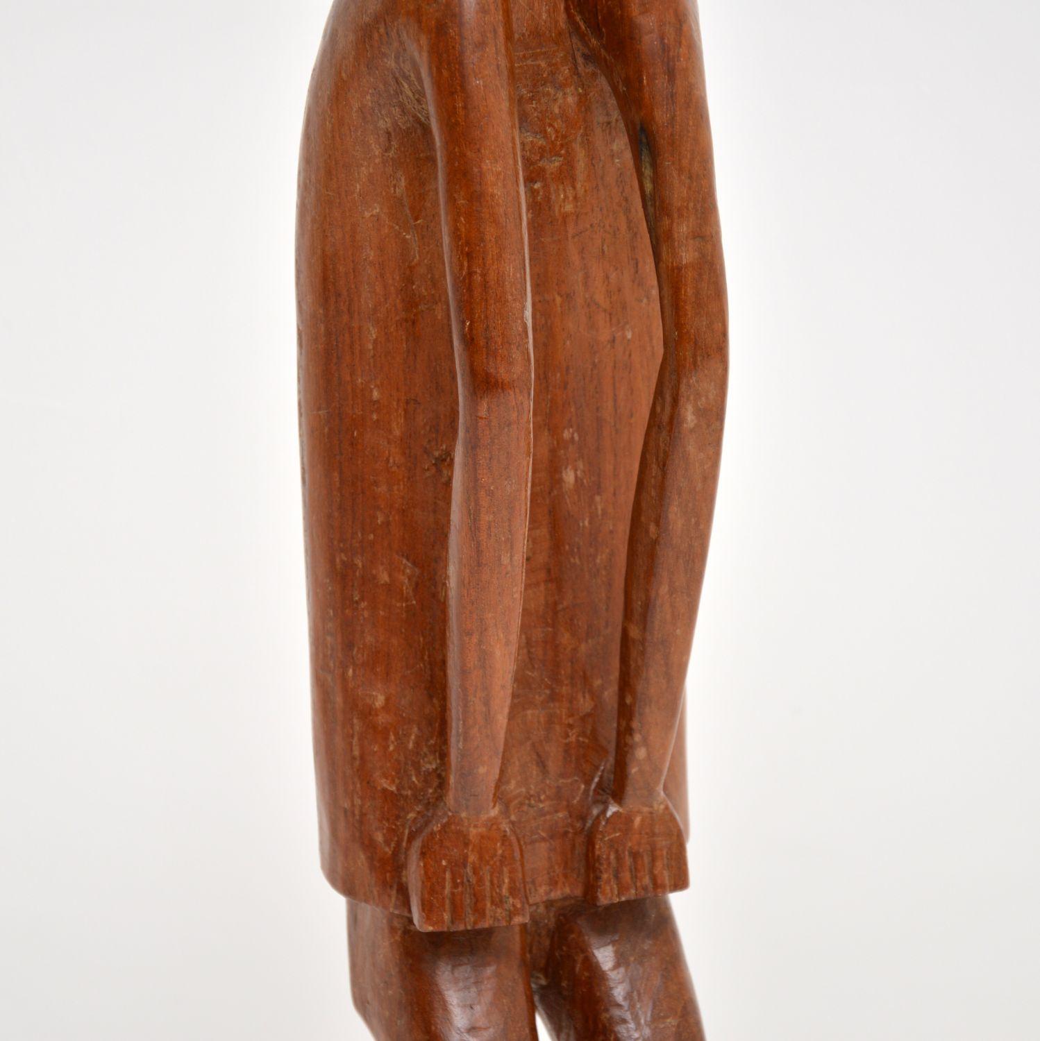 Vintage Jamaican Carved Walnut Sculpture by K. Tekroade In Good Condition For Sale In London, GB