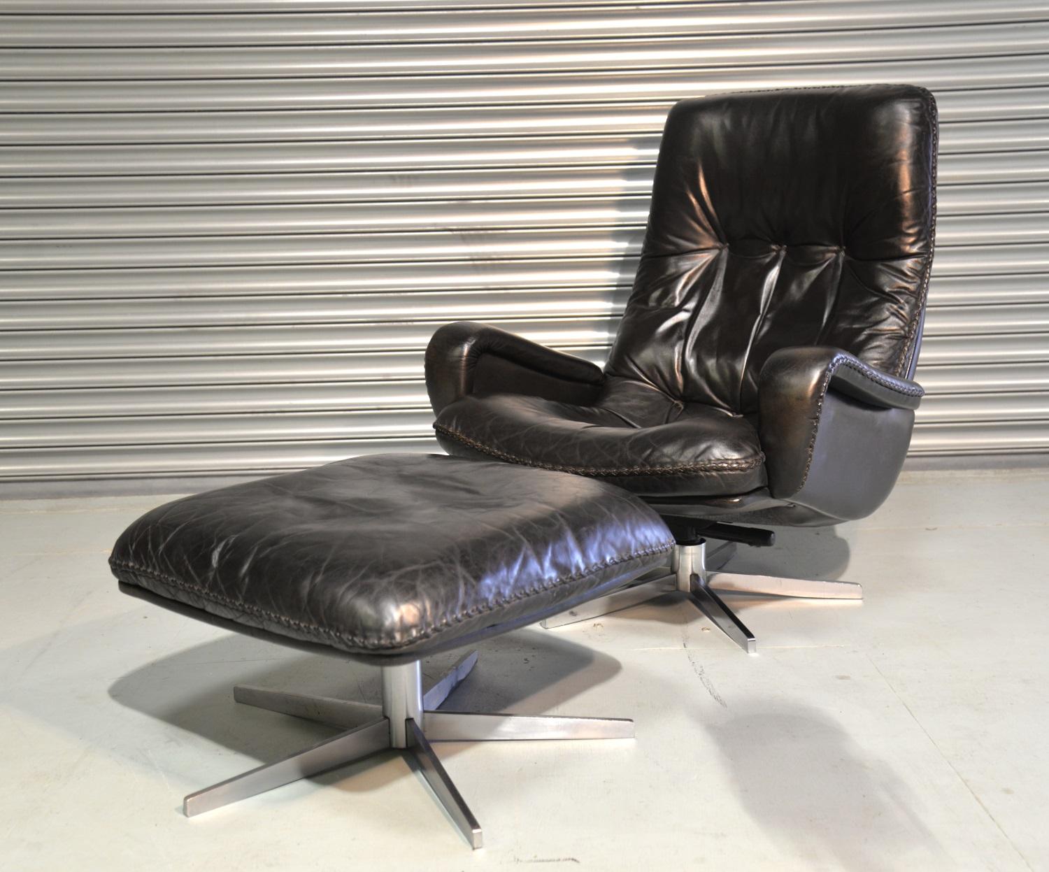 Discounted airfreight for our US and International customers ( from 2 weeks door to door).

The Cambridge Chair Company brings to you an ultra rare and highly desirable  De Sede S 231 swivel lounge club armchair and ottoman. Hand built in the late