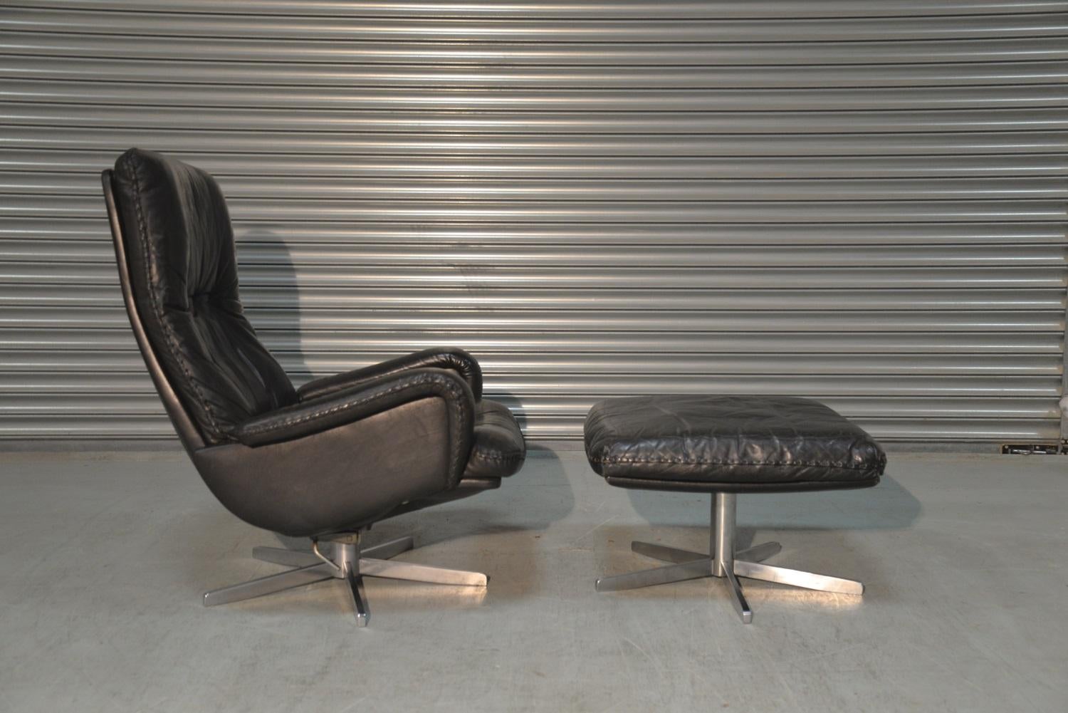 Leather Vintage James Bond De Sede S231 Swivel Lounge Armchair and Ottoman, 1960s