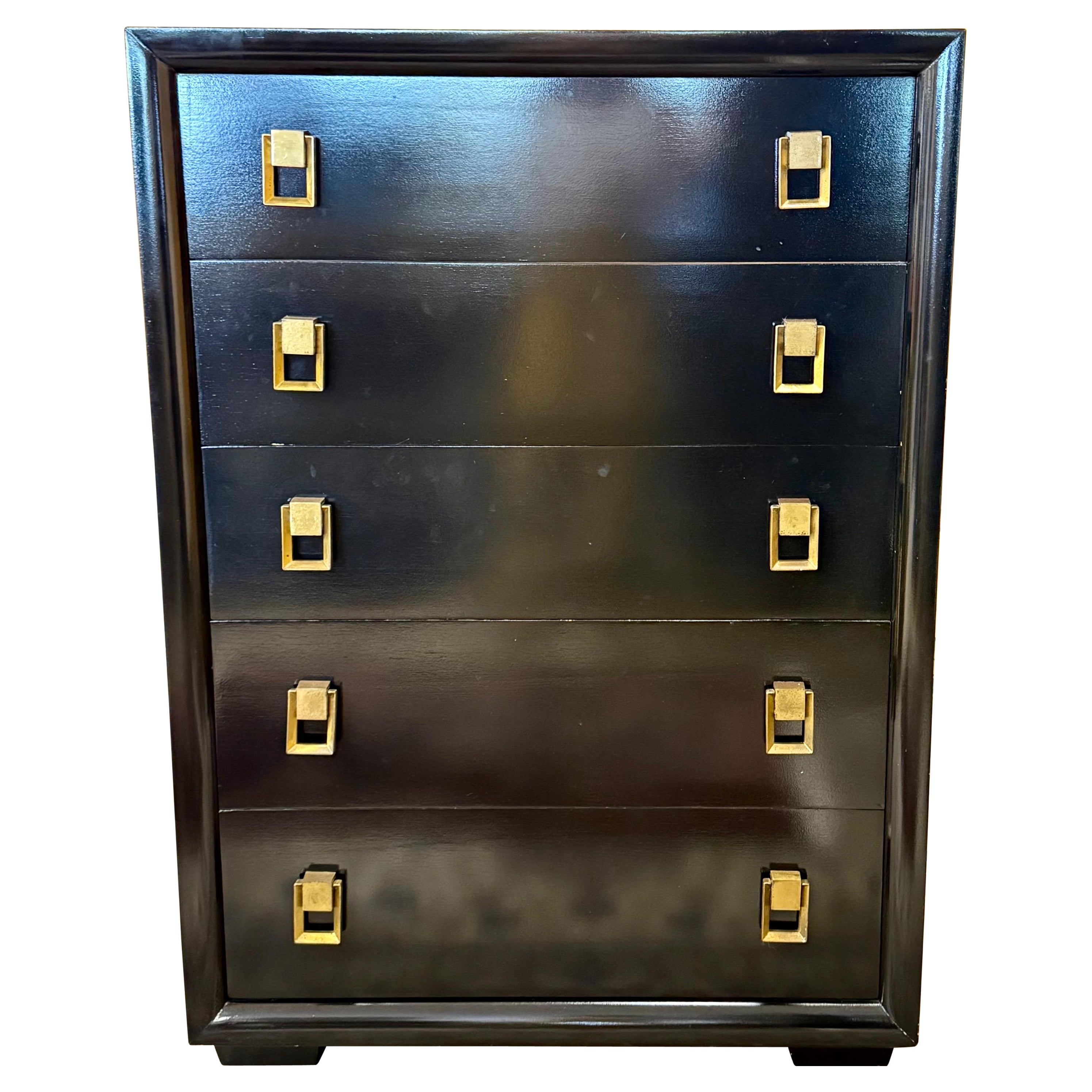 Vintage James Mont Mid Century Modern Iconic Black Lacquered Tall Chest Dresser (comò alto) in vendita