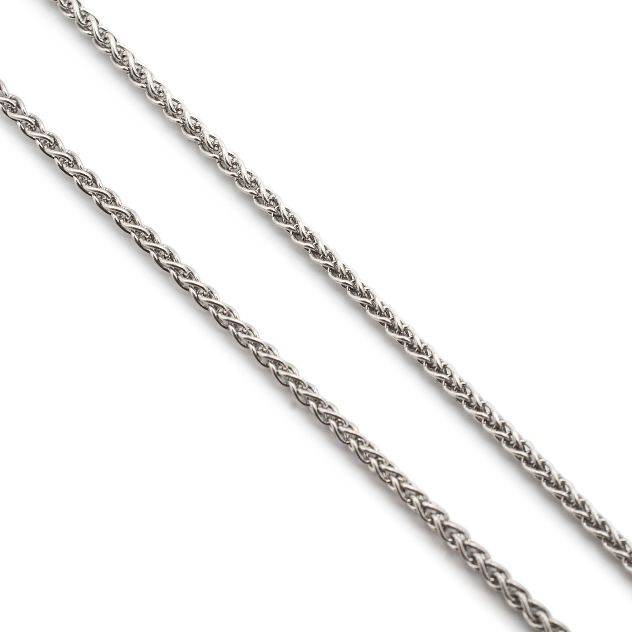 Brand: James Avery

Gender: Ladies

Length: 16.00 inches

Width: 1.20 mm

Pendant measures: 52mm x 44mm

Weight: 22.28 grams

Ladies JAMES AVERY silver single strand uniform link necklace.  Stamped 