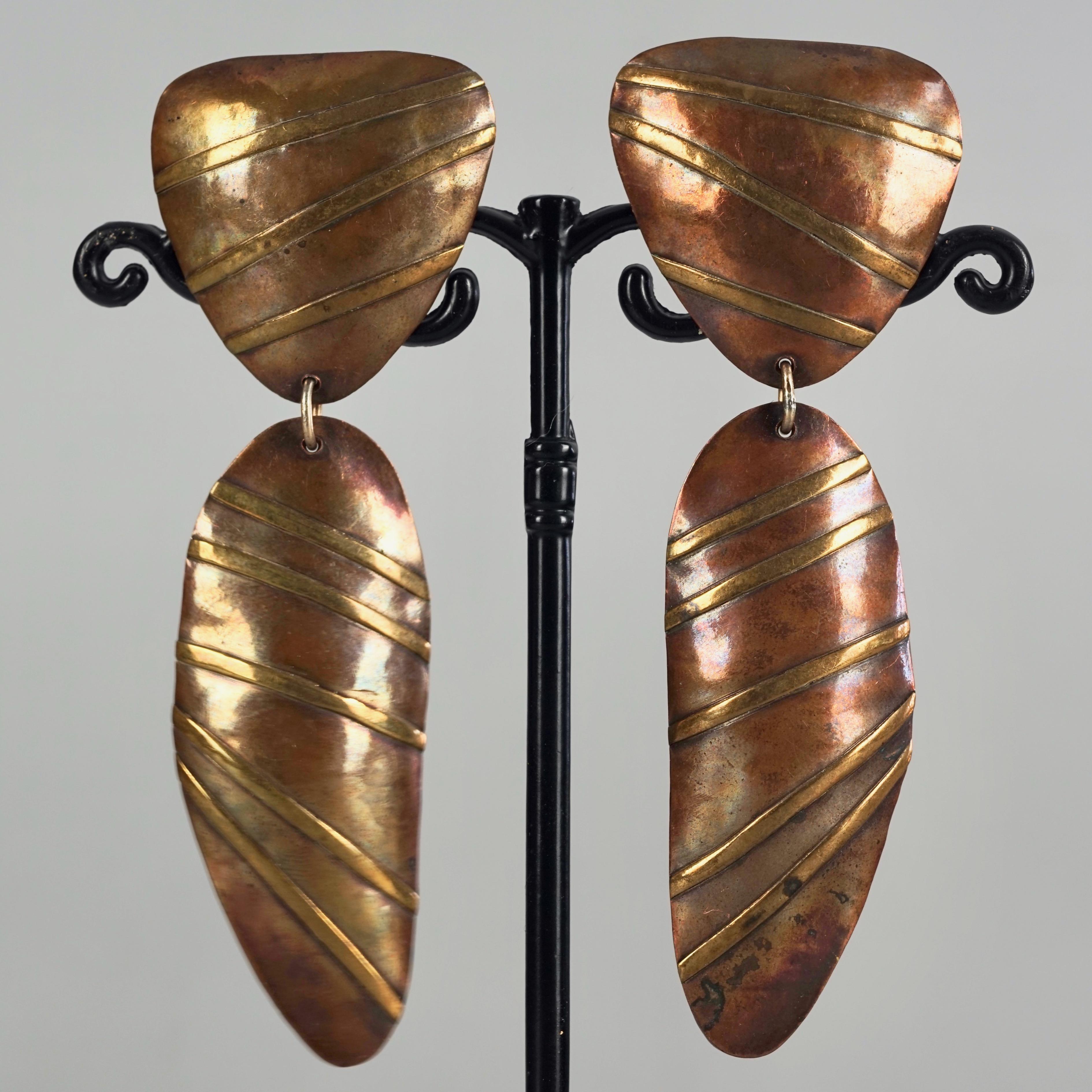 Vintage JANE BOHAN 14K Gold Filled Nautical Shell Dangling Earrings In Good Condition In Kingersheim, Alsace