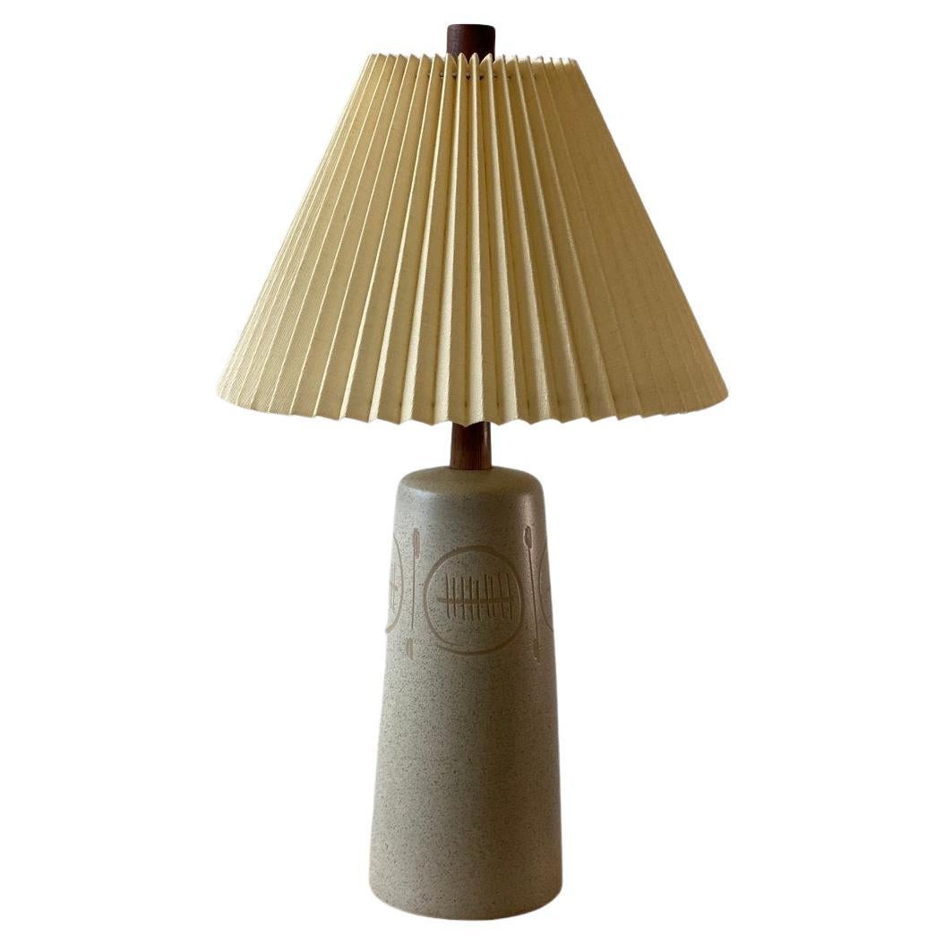 Vintage Jane + Gordon Martz Marshall Studios Incised Stoneware Lamp 141-35-122 For Sale