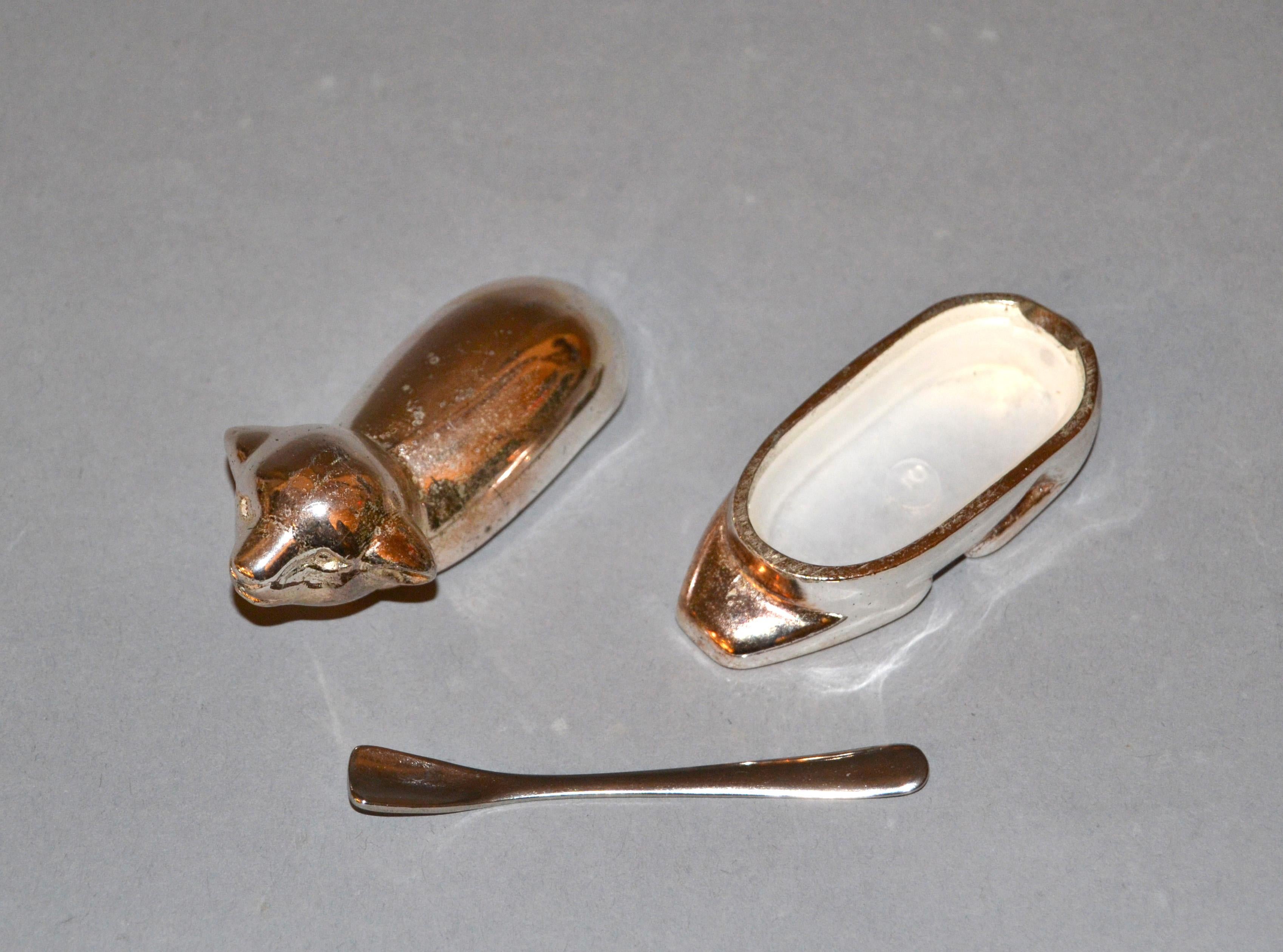 tableware hammered bottom dish with glass trays Table set 1960s salt and pepper set mini spoons