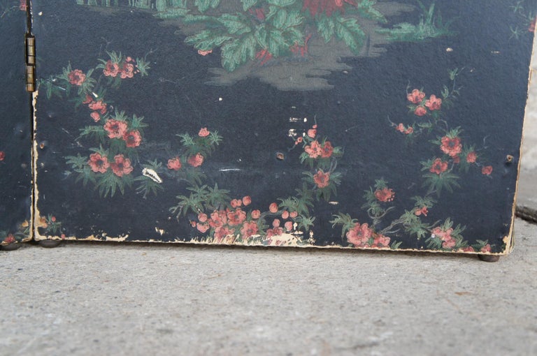 Vintage Japanese 3 Panel Room Divider Privacy Screen Geishas Chrysanthemum For Sale 1