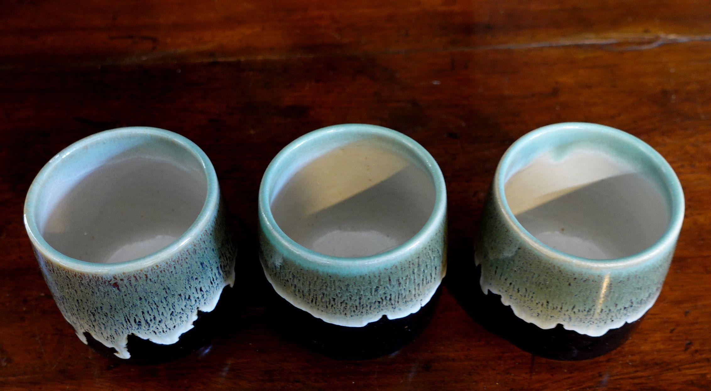 Mid-Century Modern Vintage Japanese 3 Tea Cups from Mid-Century Studio Pottery For Sale