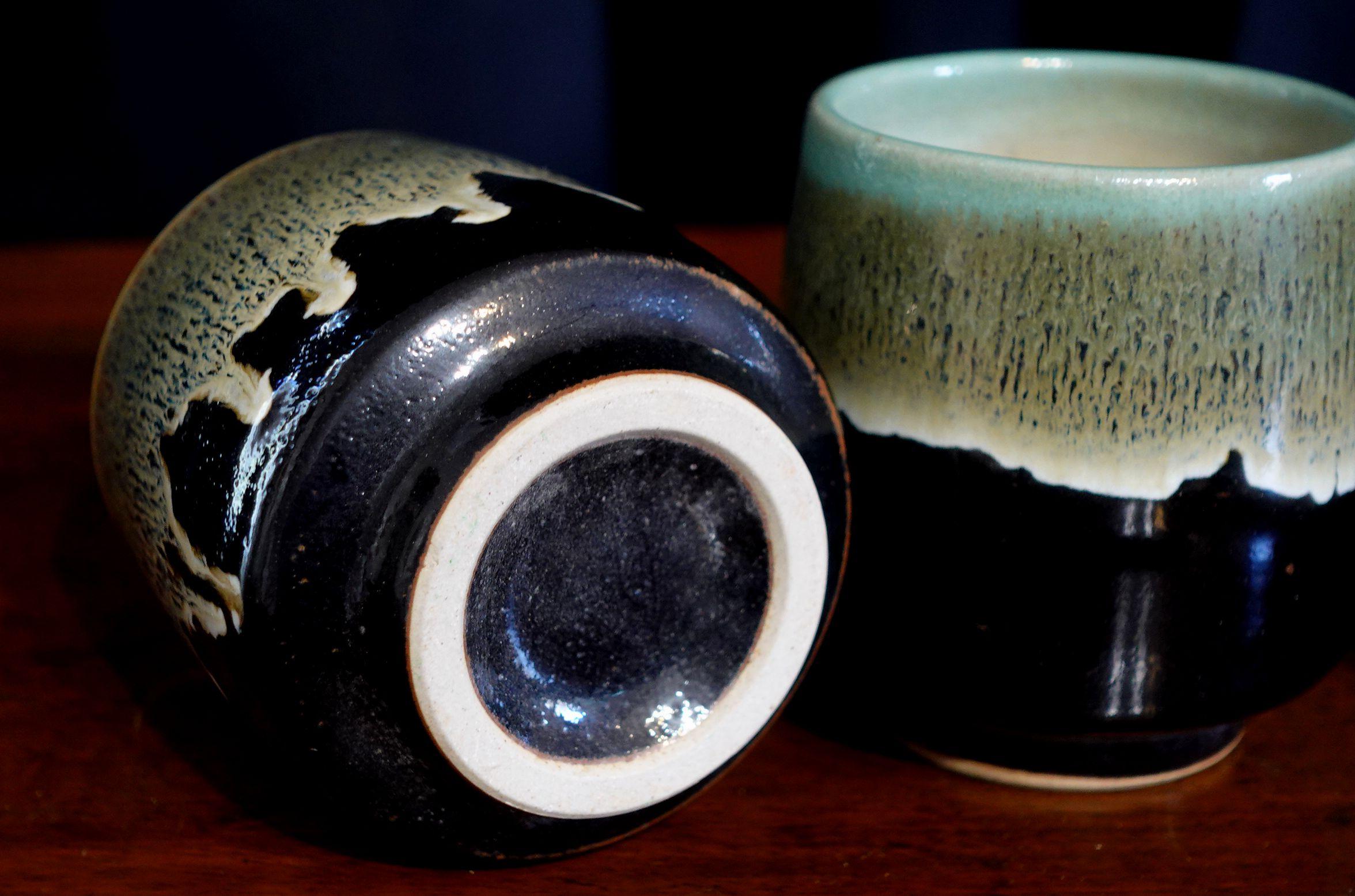 Vintage Japanese 3 Tea Cups from Mid-Century Studio Pottery Excellent état - En vente à Norton, MA