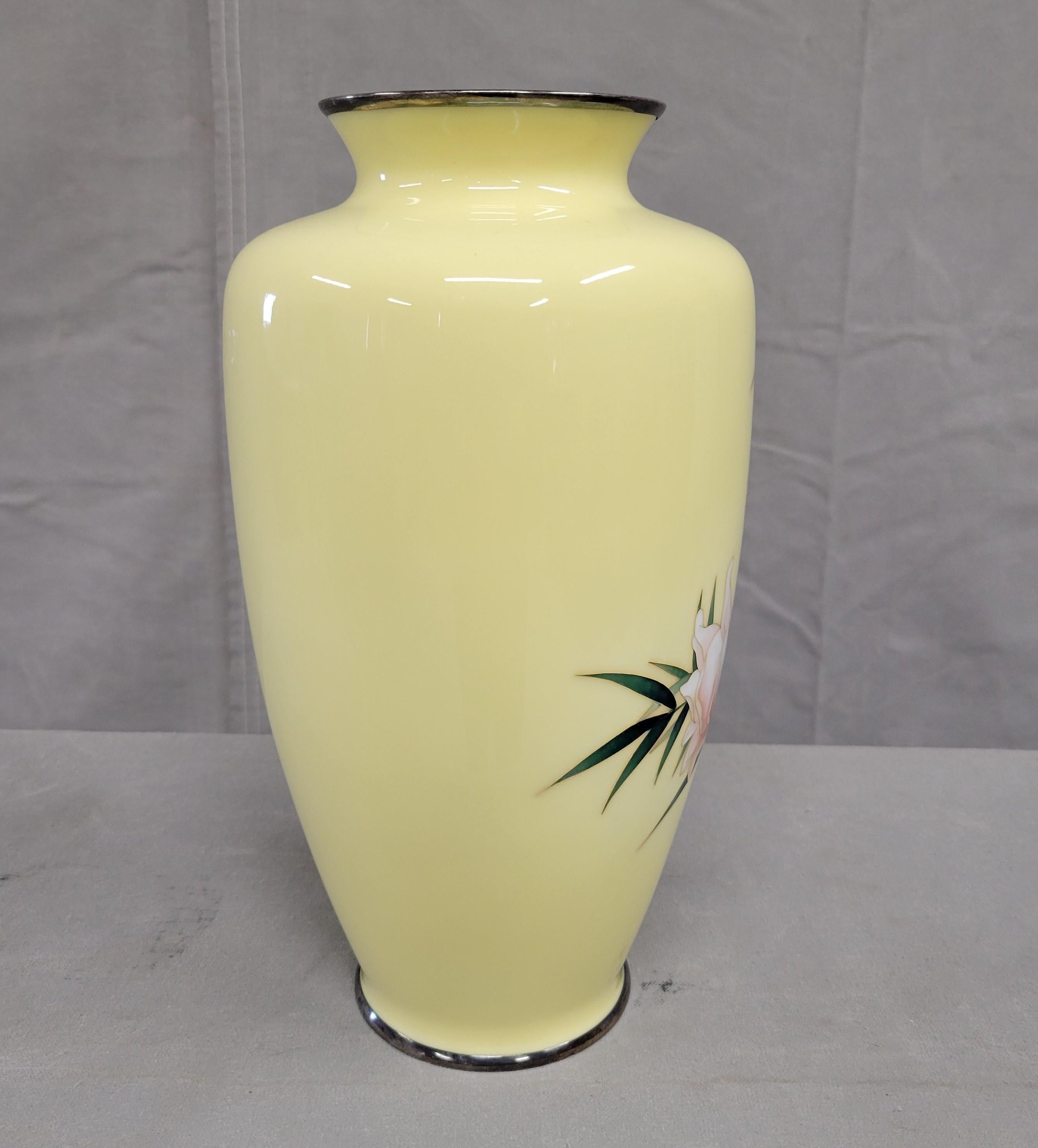Hand-Crafted Vintage Japanese Ando Jubei (1876-1956) Signed Cloisonné Vase With Roses For Sale