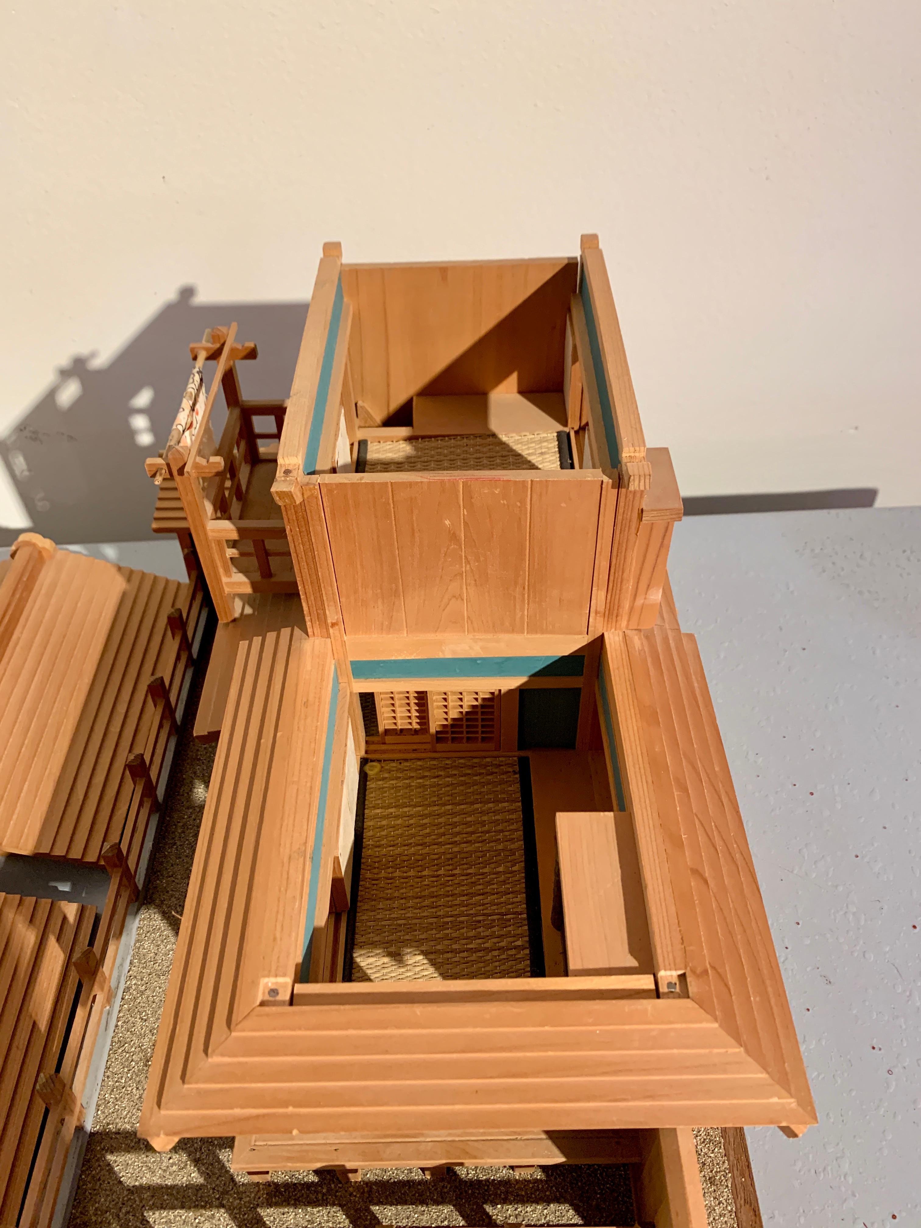 Vintage Japanese Architectural Model of a Traditional House, Mid 20th Century In Good Condition In Austin, TX