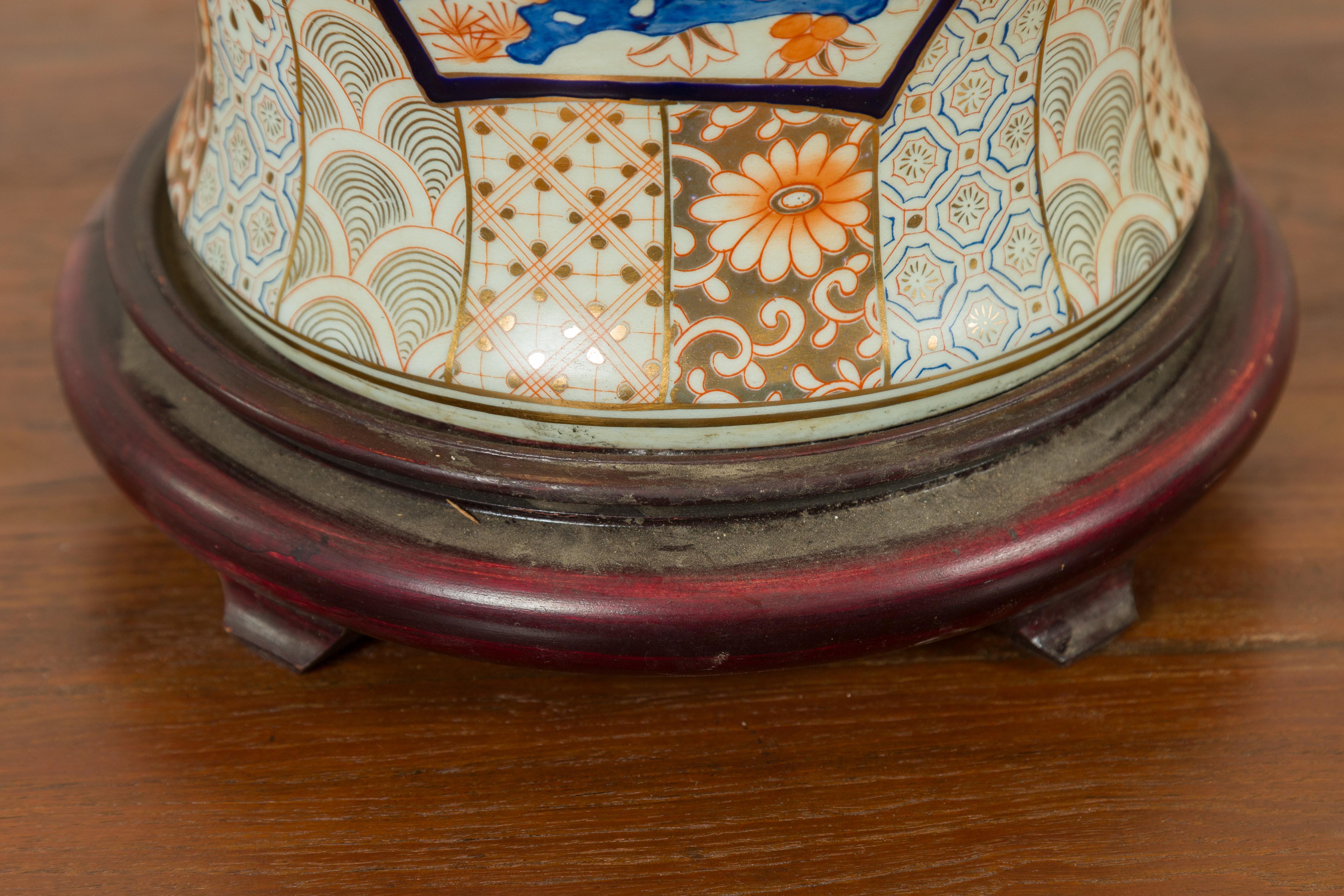 Vintage Japanese Arita Porcelain Gold, Dark Blue and Orange Table Lamp 7
