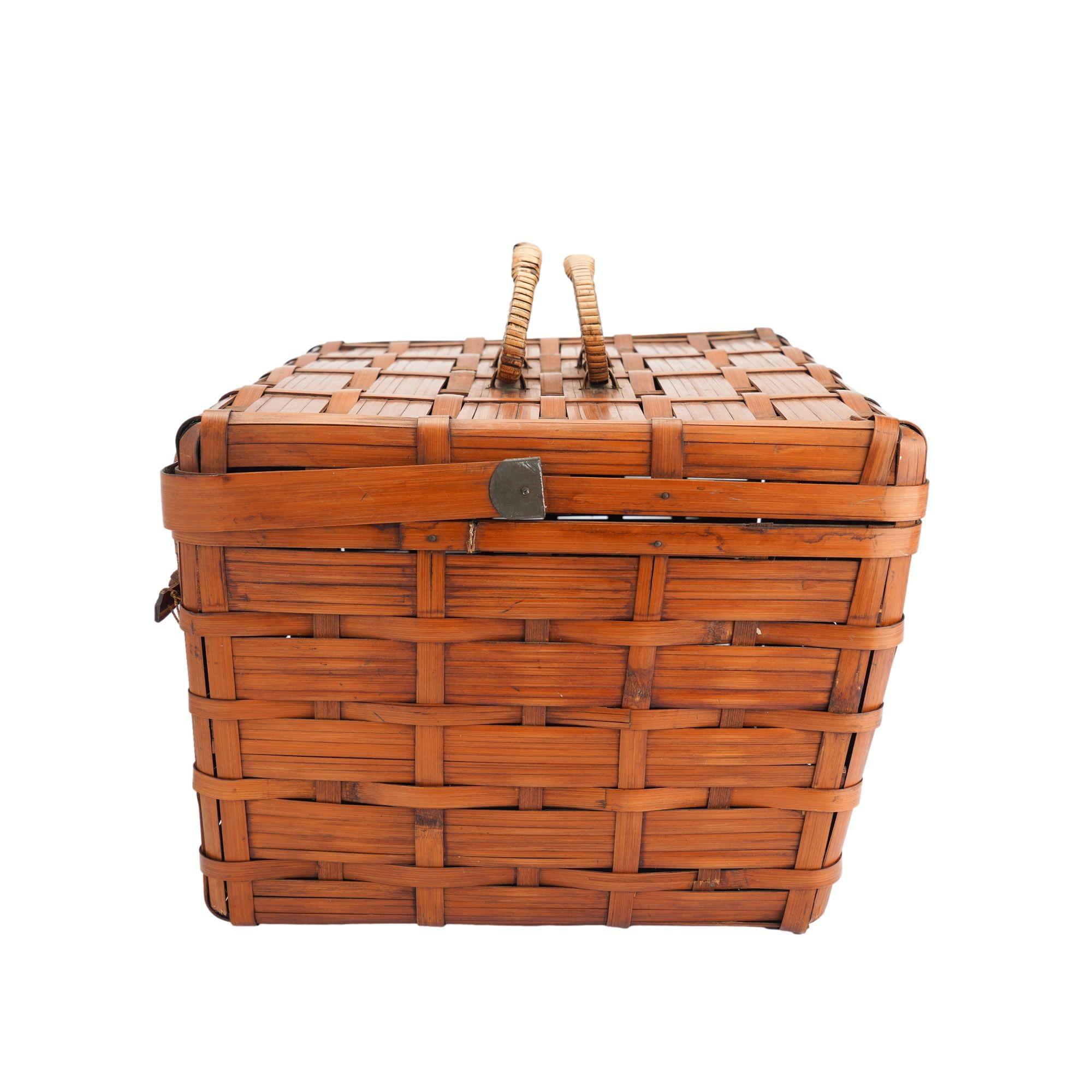 vintage bamboo picnic basket
