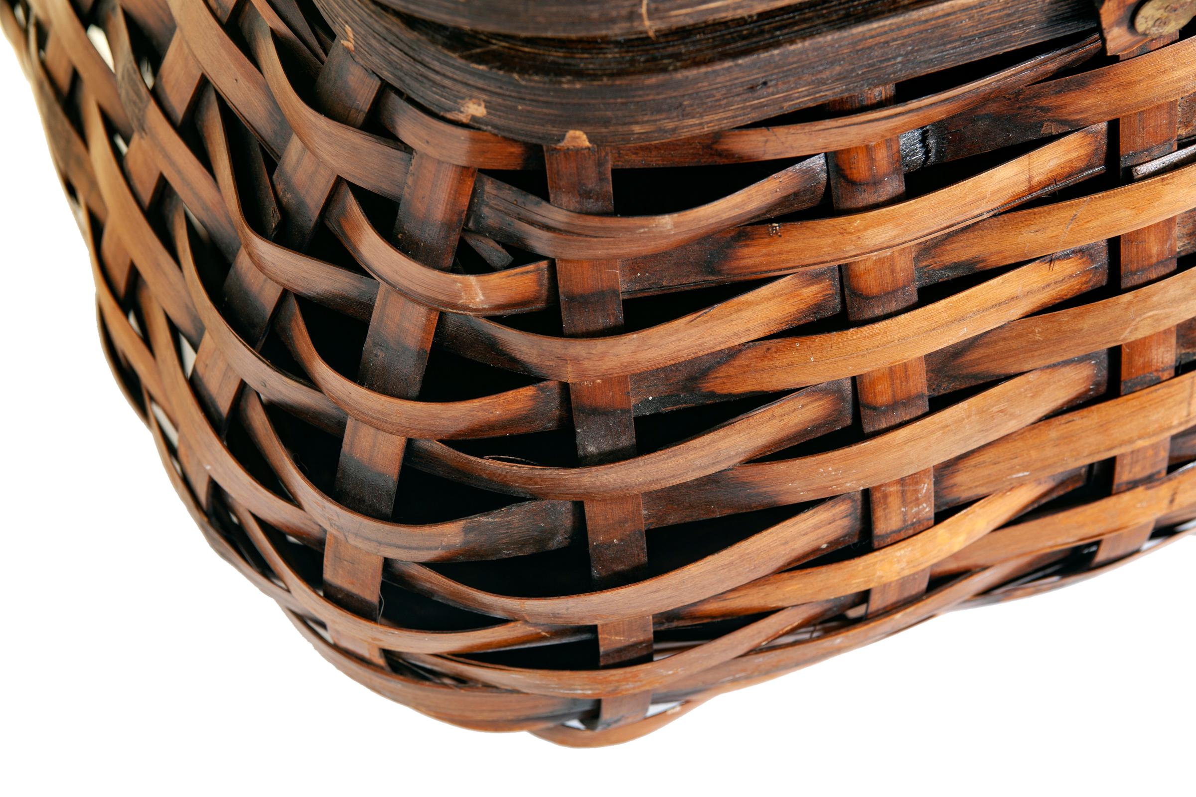 20th Century Vintage Japanese Bamboo Picnic Basket For Sale