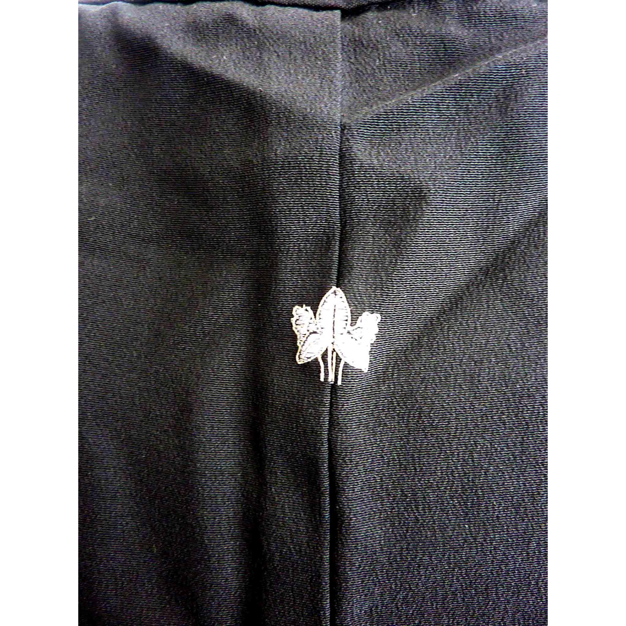Black Vintage Japanese black silk embroidered short Kimono Jacket