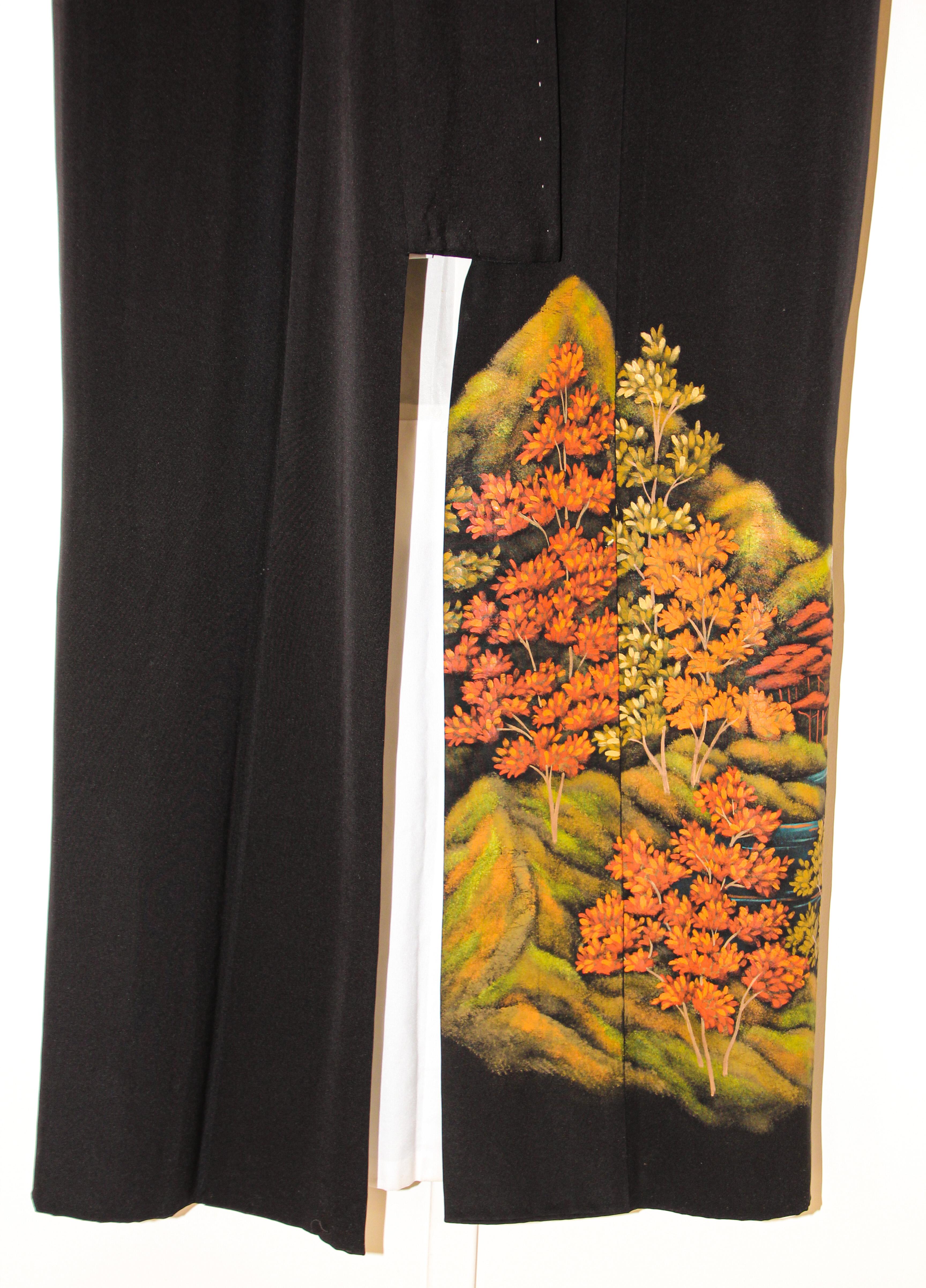 Vintage Japanese Black Silk Kimono 1960's For Sale 11