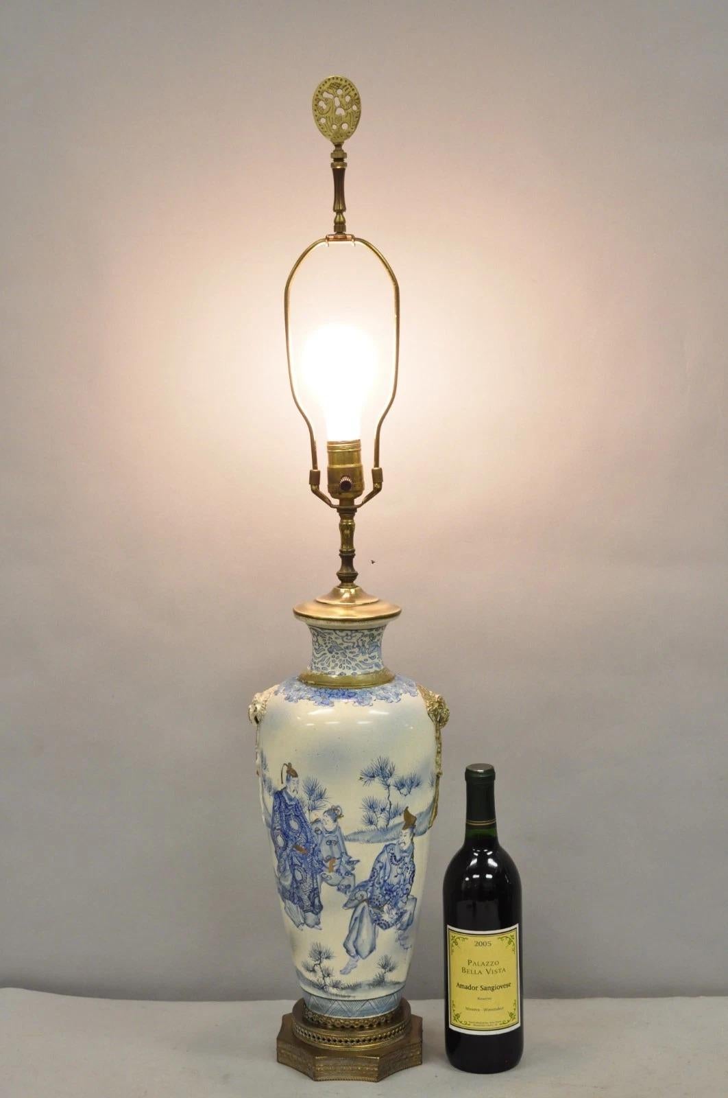 Vintage Japanese Blue White Porcelain Jardinierie Vase Chinoiserie Table Lamp For Sale 6