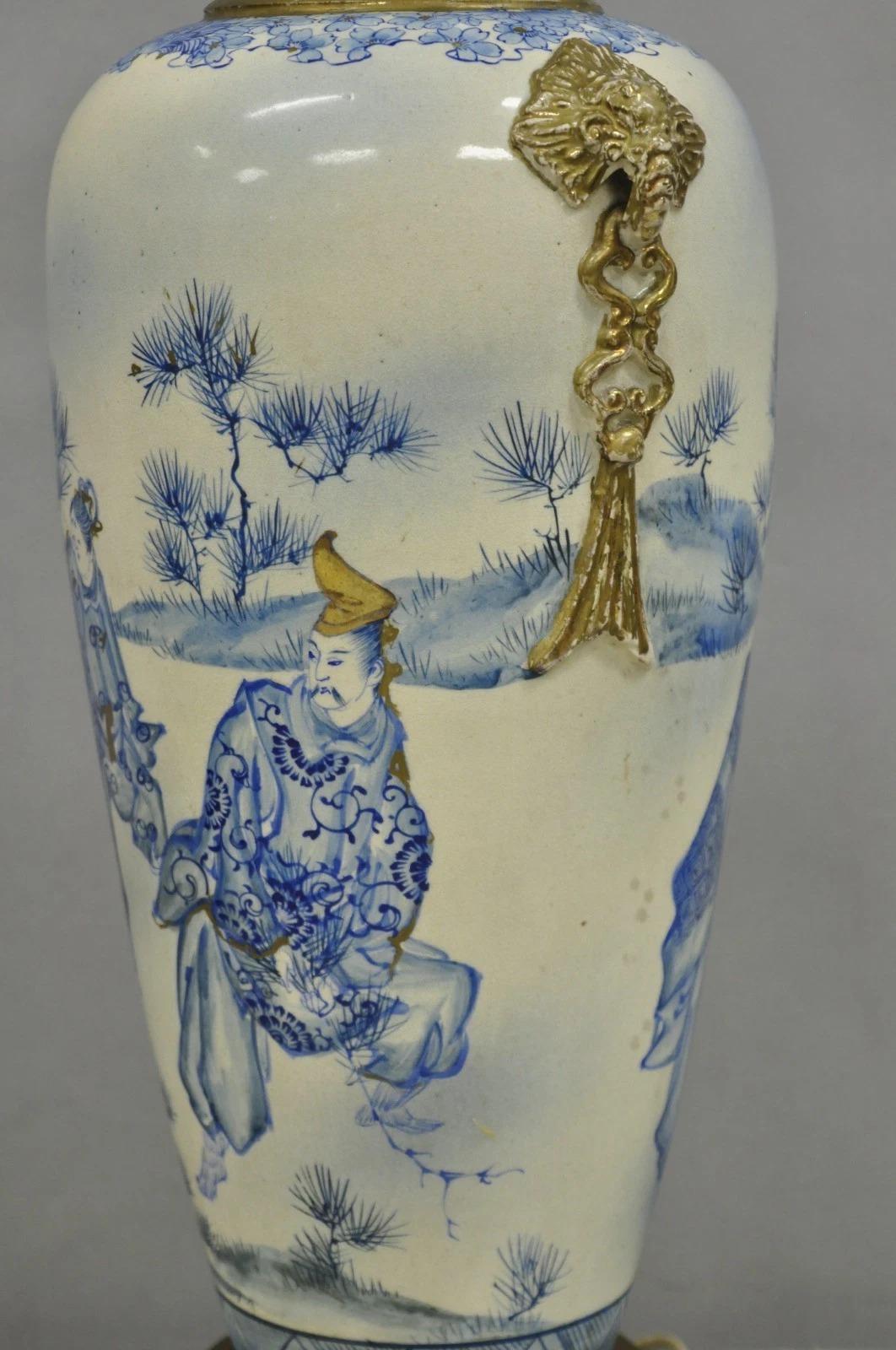 Vintage Japanese Blue White Porcelain Jardinierie Vase Chinoiserie Table Lamp For Sale 8