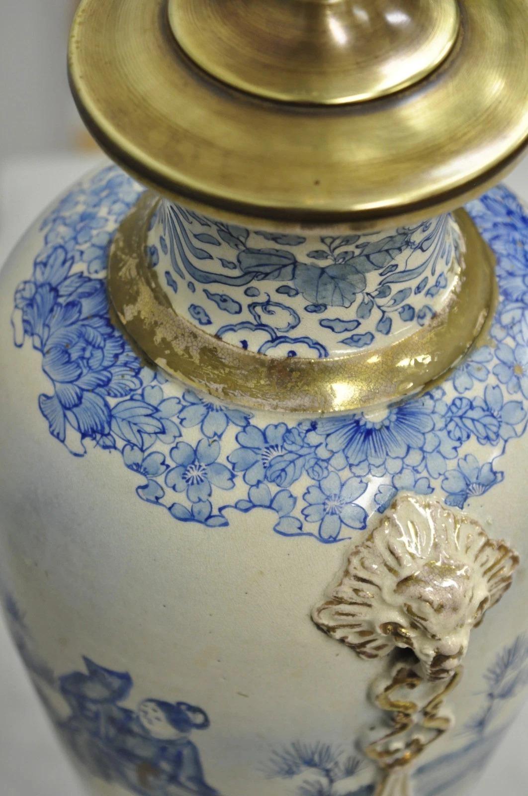 Vintage Japanese Blue White Porcelain Jardinierie Vase Chinoiserie Table Lamp For Sale 1