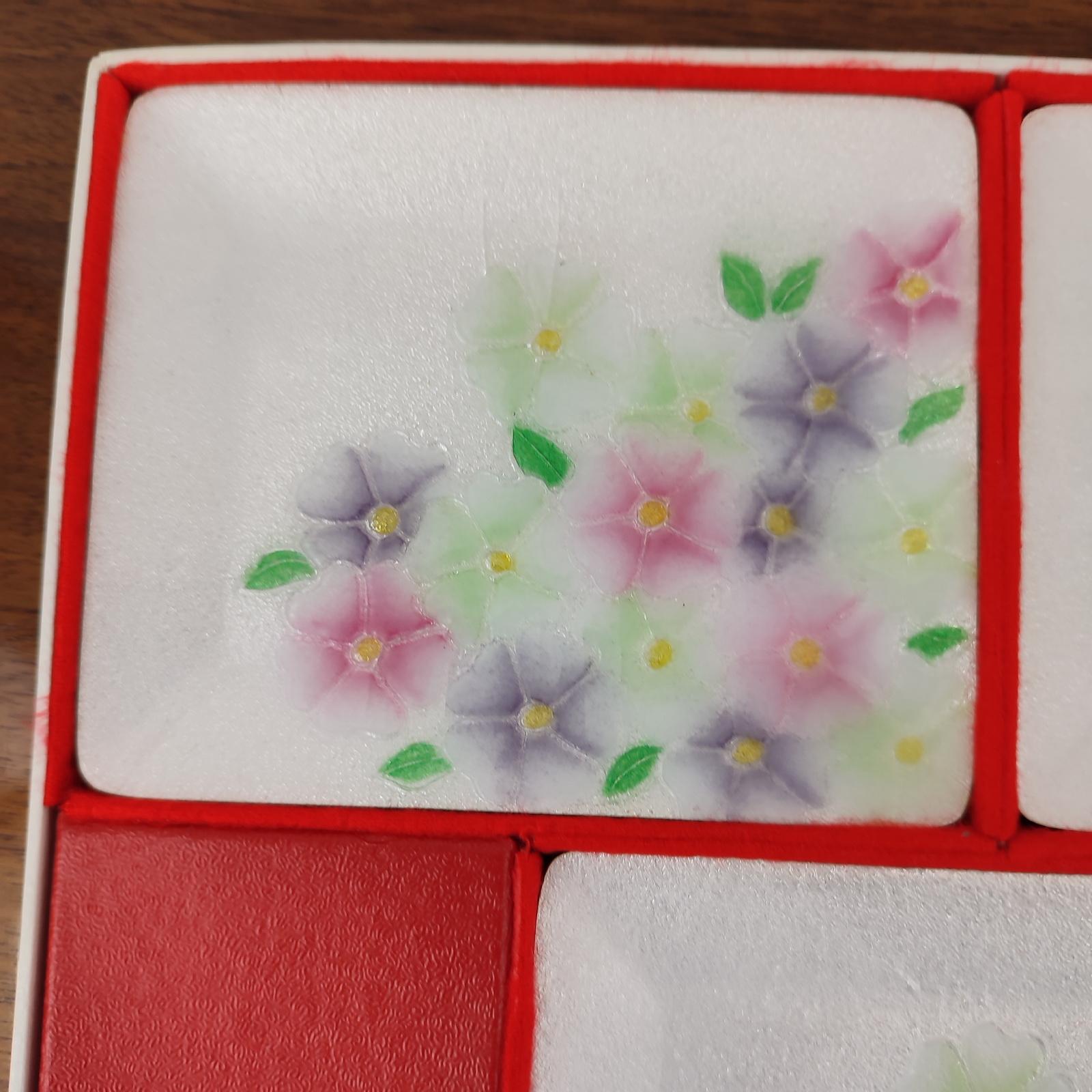 Mid-20th Century Vintage Japanese Cloisonné Set of 5 Pcs Sushi Dishes with Clematis Design For Sale