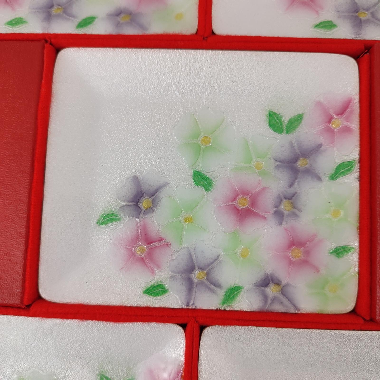 Vintage Japanese Cloisonné Set of 5 Pcs Sushi Dishes with Clematis Design For Sale 1