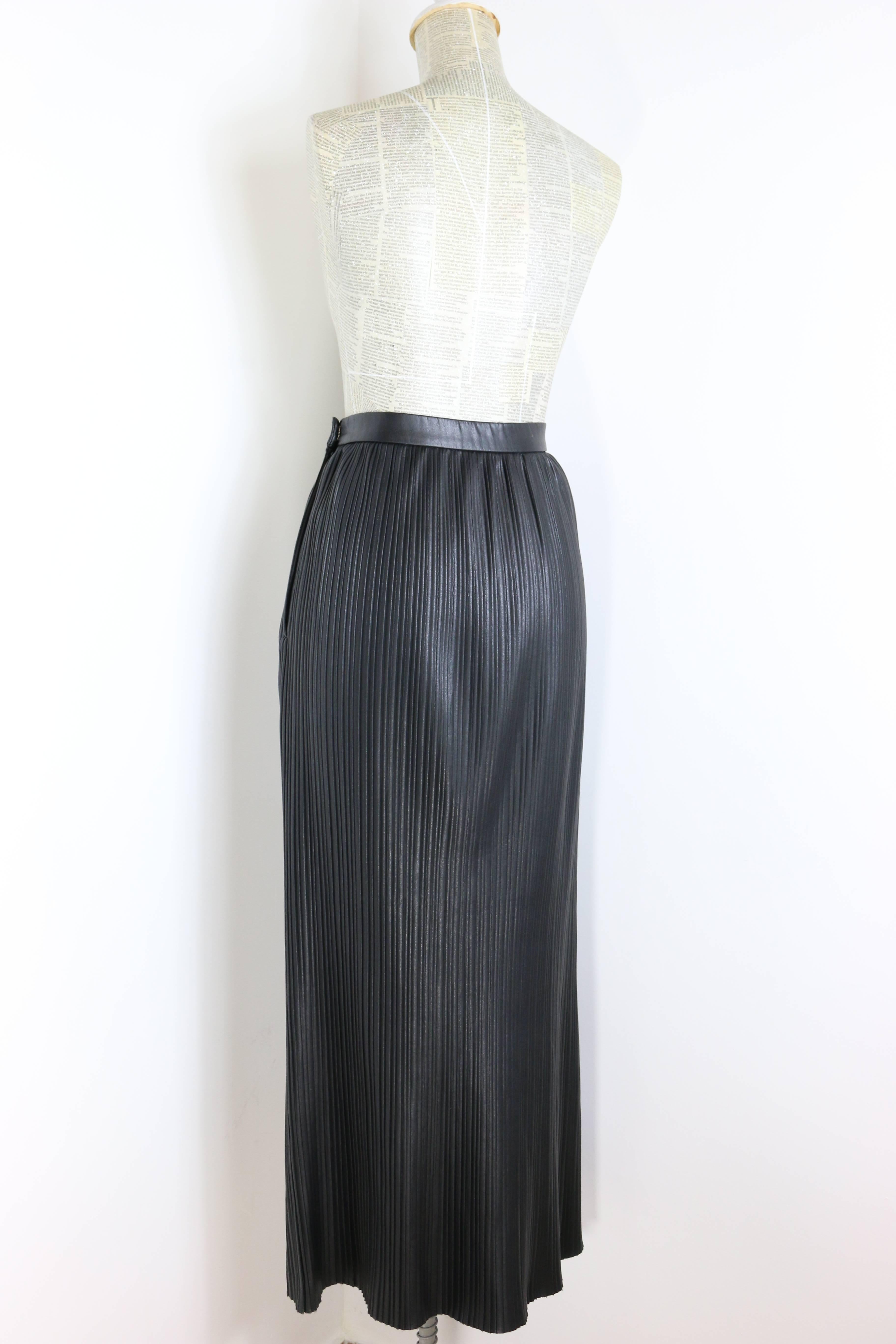 Vintage Japanese Deco Sugai black Leather Long Pleated Skirt  In New Condition For Sale In Sheung Wan, HK