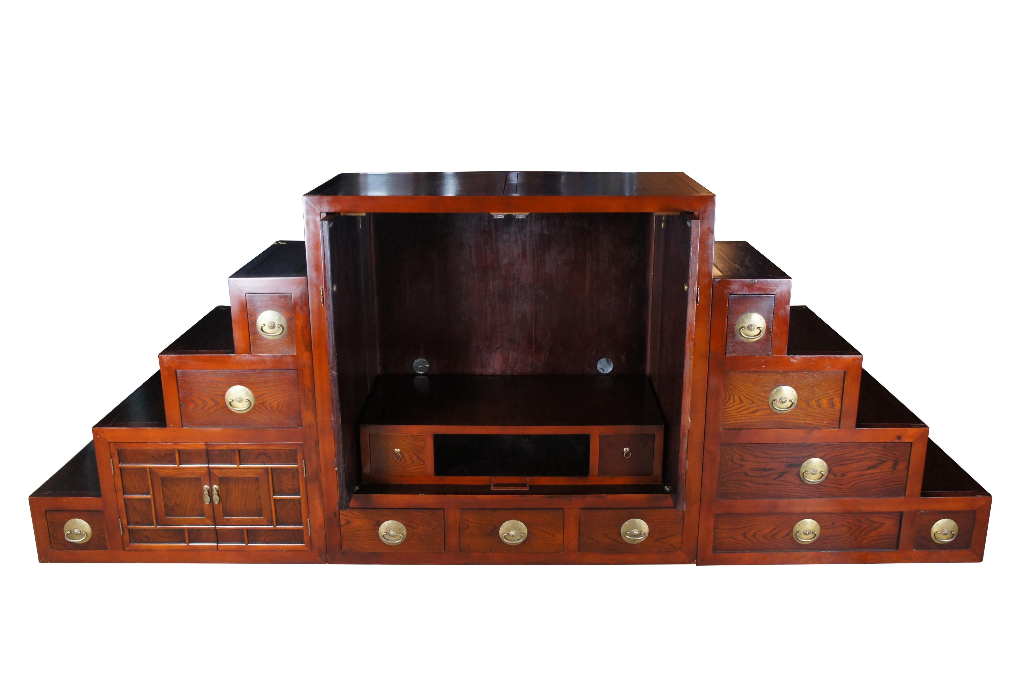 Vintage Japanischer elfenbeinfarbener Tansu Step Media-Tischschrank, doppelseitiger Kommode, 125