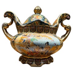 Vintage Japanese Export Hand Painted Satsuma Pottery Large Tureen with Gold Geis