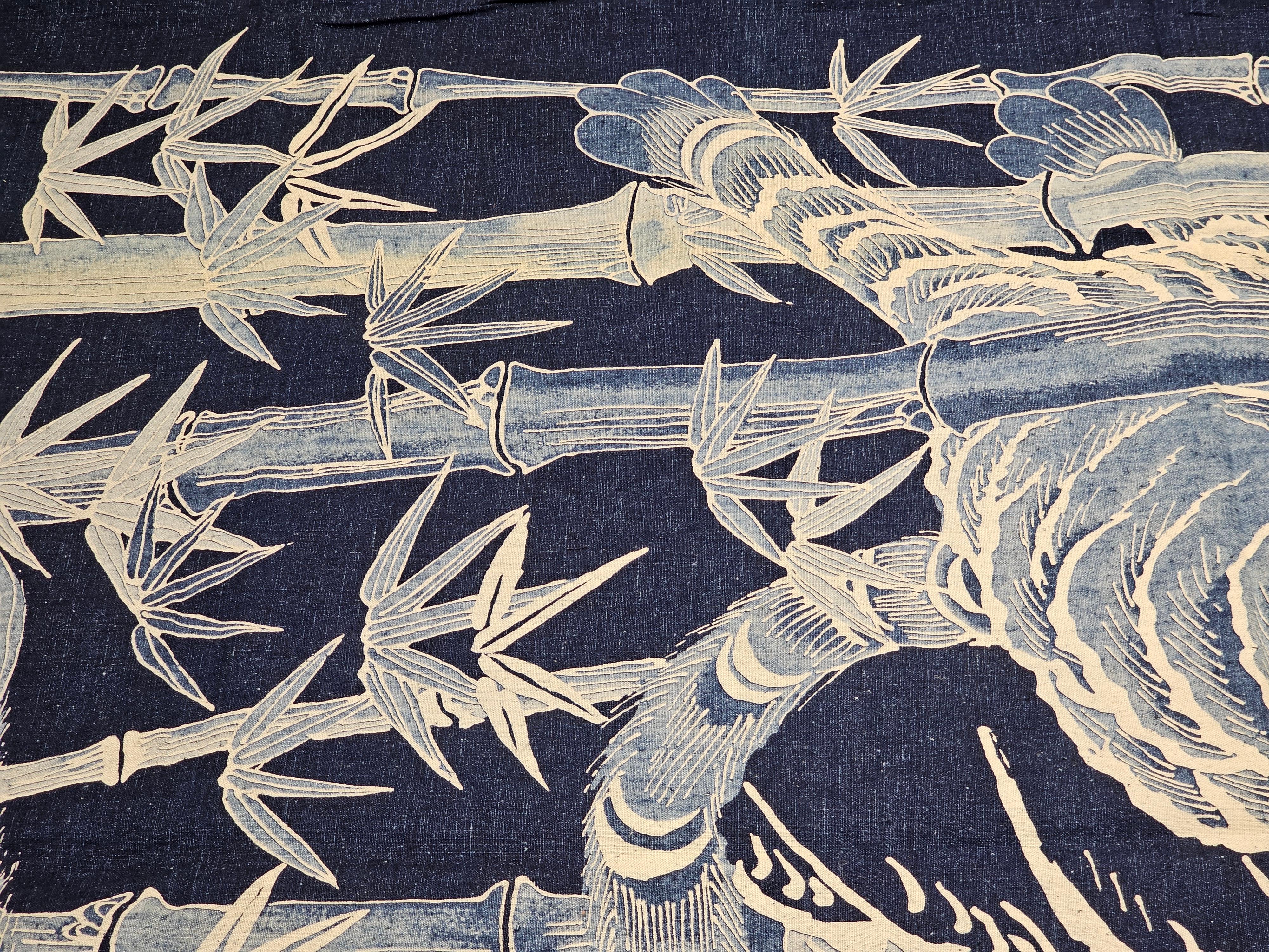 Textile indigo japonais artisanal représentant un tigre dans une forêt de bambou en vente 4