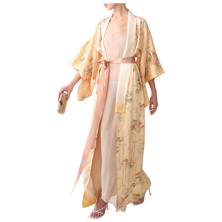 Vintage Japanese hand made peach floral silk over coat maxi robe gown kimono  For Sale at 1stDibs | vintage robe, vintage silk robe, over robe