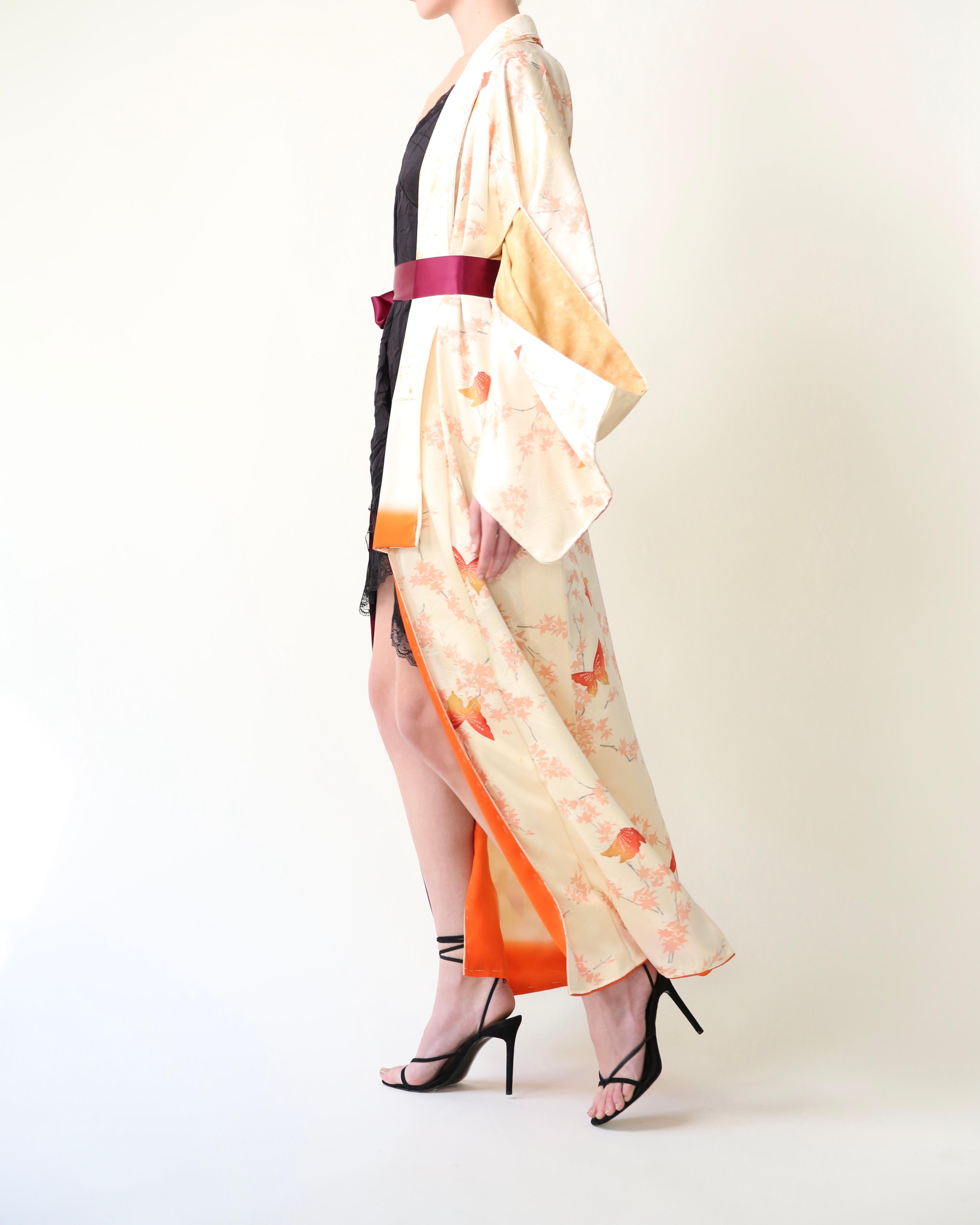 Vintage Japonais soie papillon imprimé floral robe manteau maxi kimono en vente 3