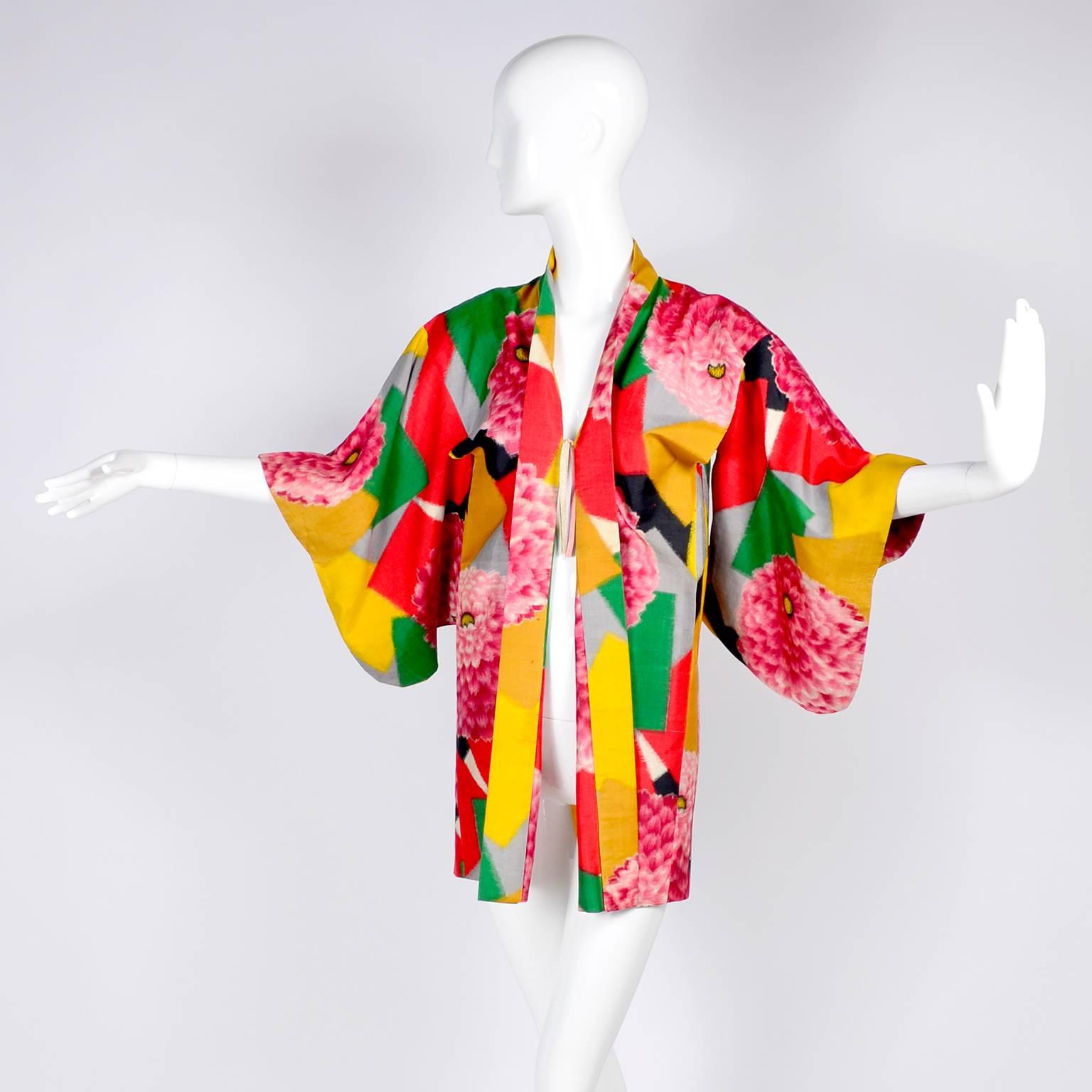 Japanese Vintage Haori Silk Kimono Jacket in Bold Zinnia and Geometric Print  3