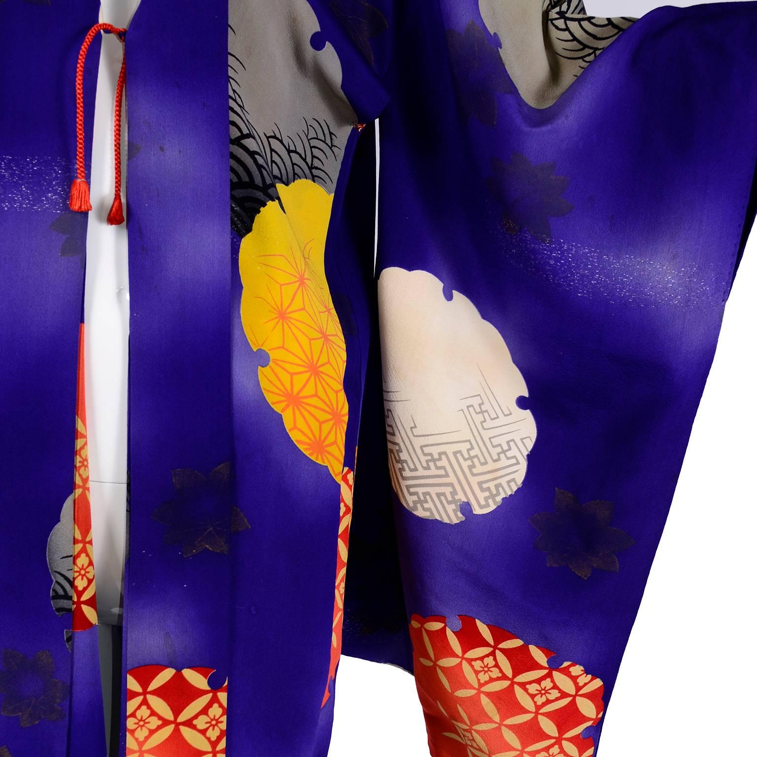 Japanese Vintage Purple Silk Haori Kimono Jacket with Orange / Yellow Mon Crests 3