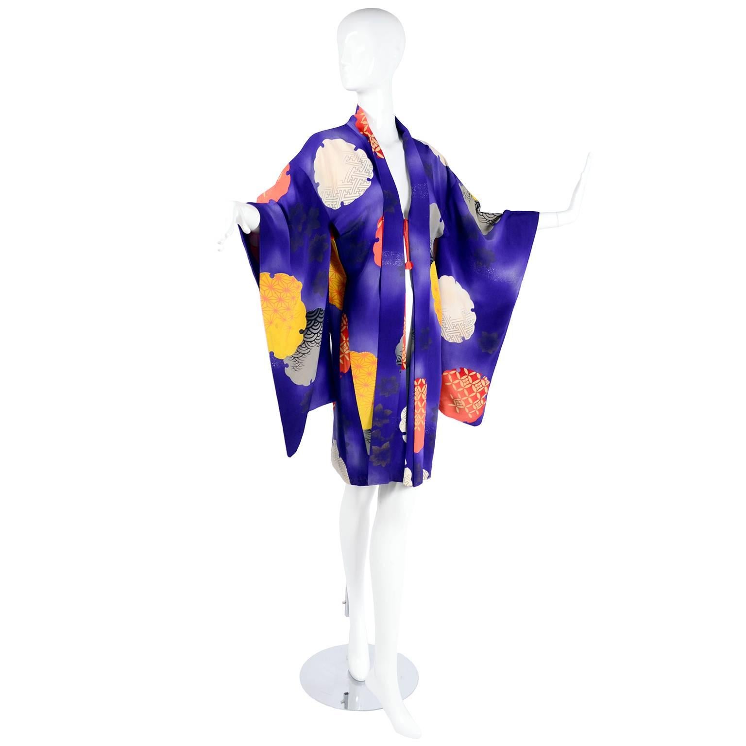 Japanese Vintage Purple Silk Haori Kimono Jacket with Orange / Yellow Mon Crests 6