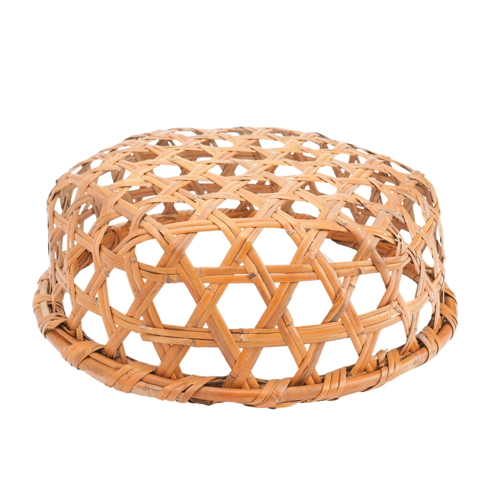 Japonais Vieille corbeille japonaise hexagonale en bambou tissé en vente