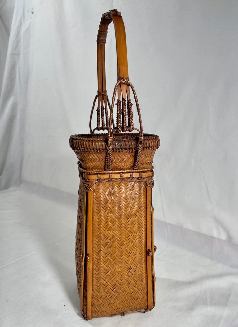 Vintage Japanese Ikebana Basket with Arch Handle For Sale at 1stDibs