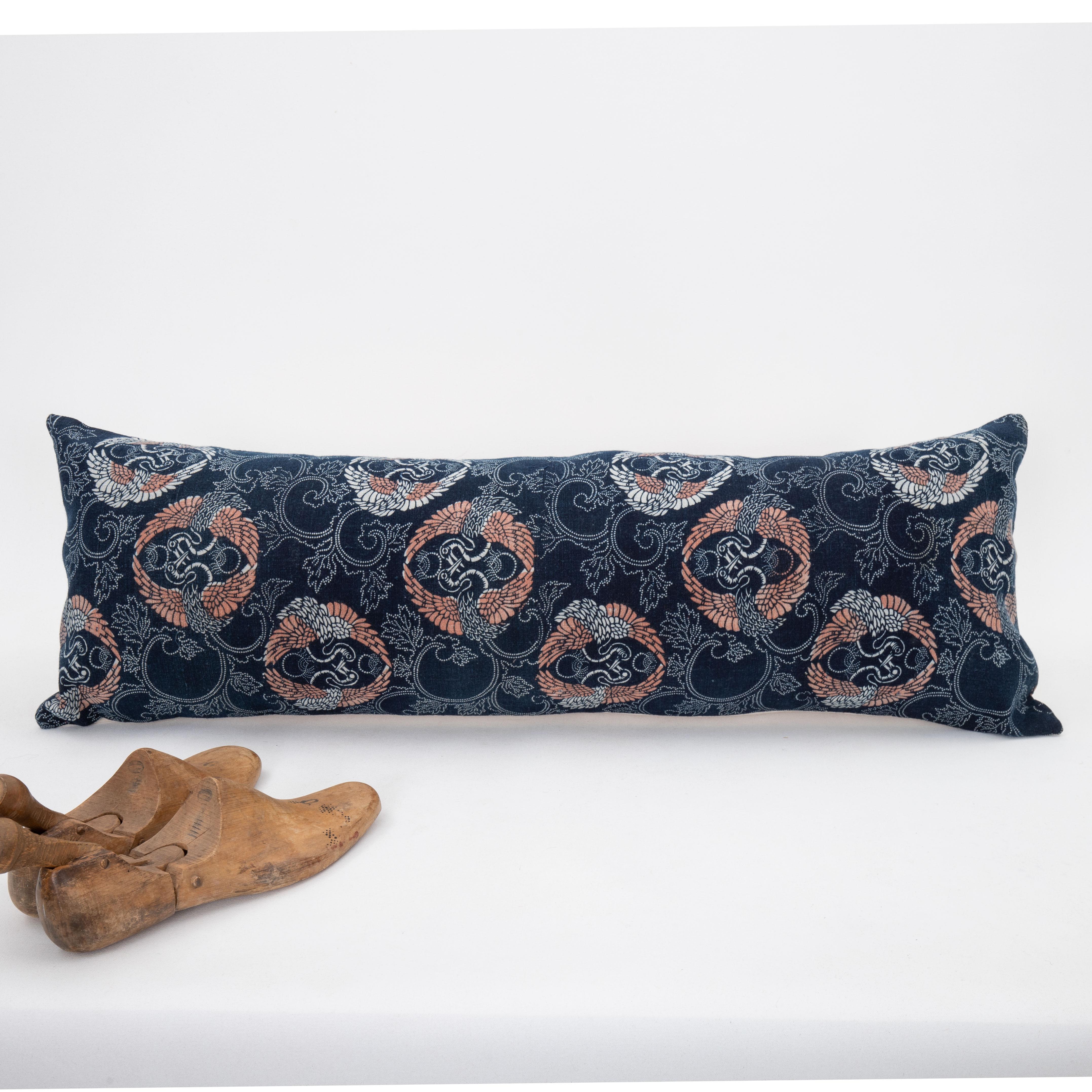 20ième siècle Taie d'oreiller vintage japonaise en batik indigo en vente