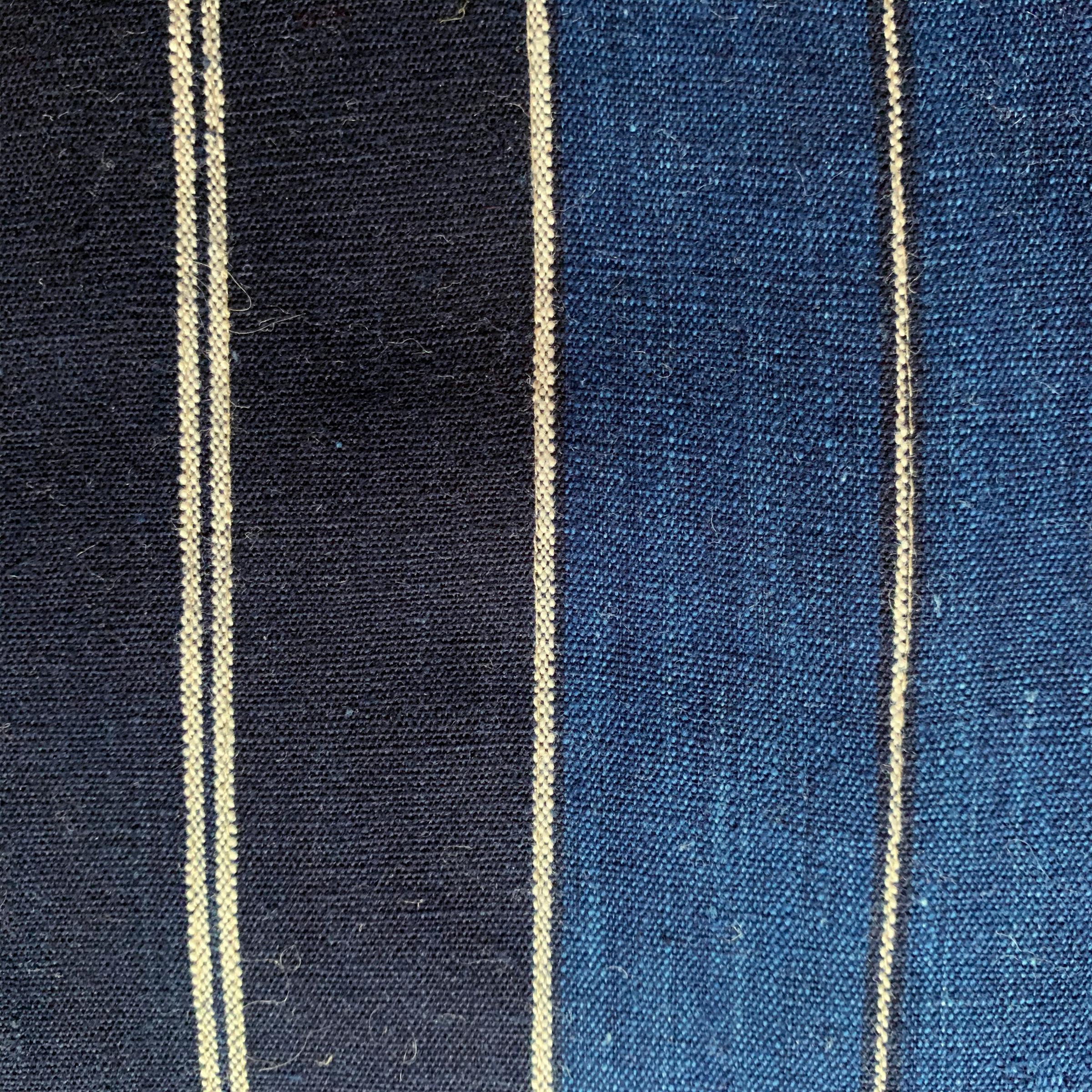 Vintage Japanese Indigo Pillow In Good Condition In Chicago, IL