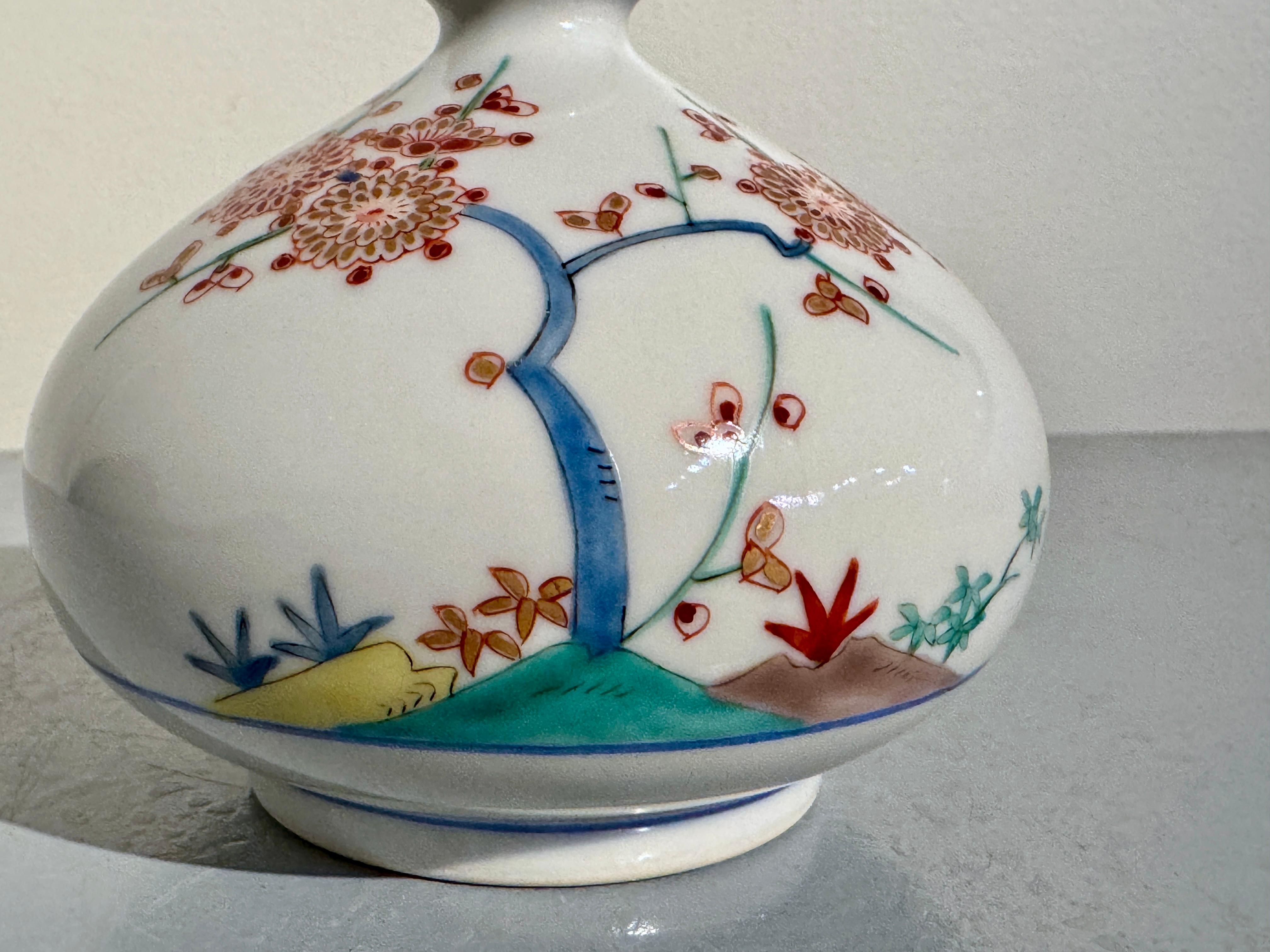 Jarre à huile japonaise vintage en porcelaine de style Kakiemon, époque Showa, circa 1960's en vente 2