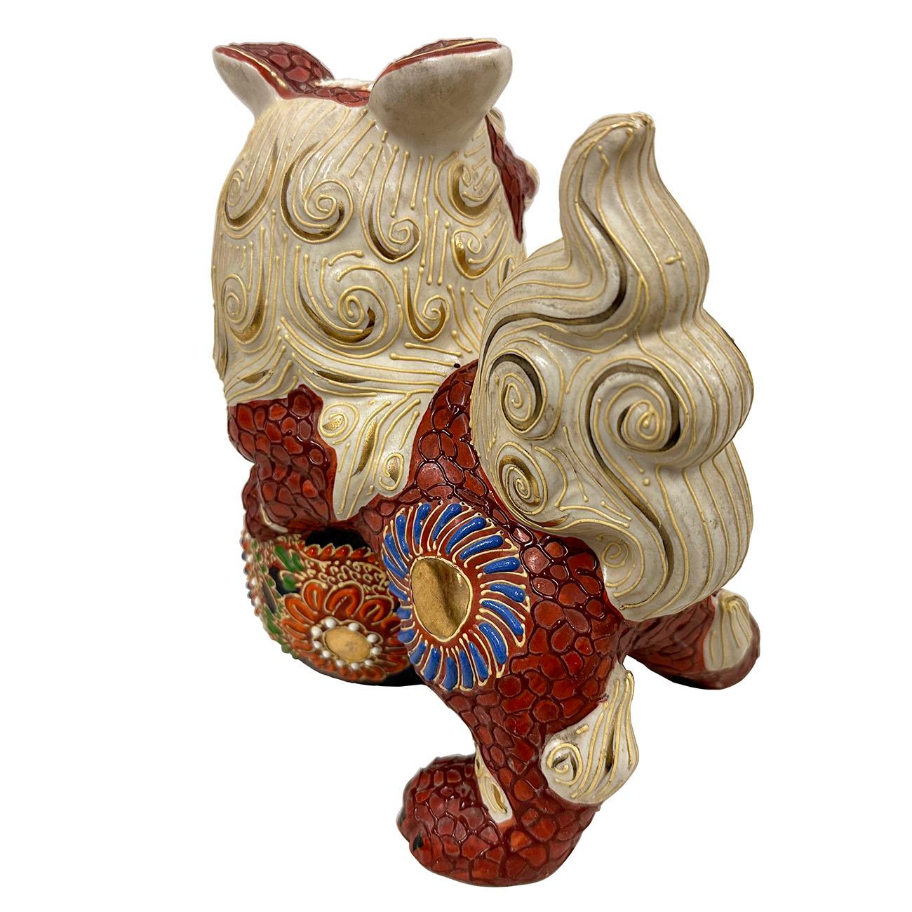 Hand-Carved Vintage Japanese Kutani Colorful Ornate Foo Dog Statue For Sale